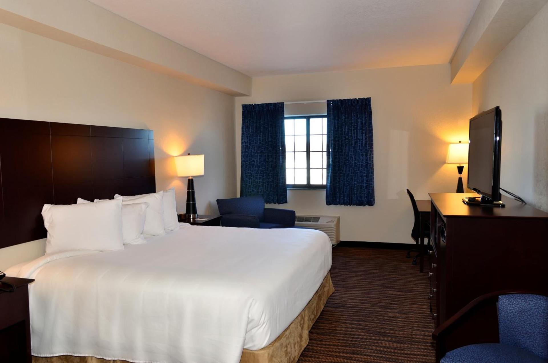 Cobblestone Inn & Suites - Holstein photo 33