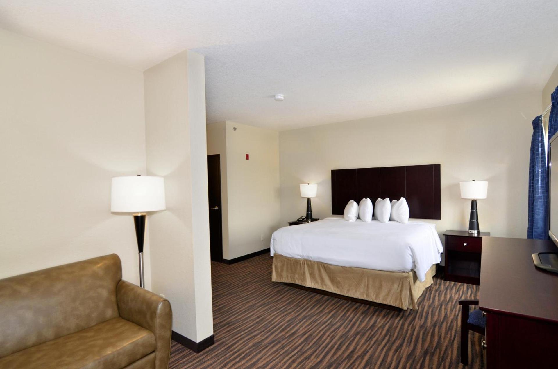 Cobblestone Inn & Suites - Holstein photo 22