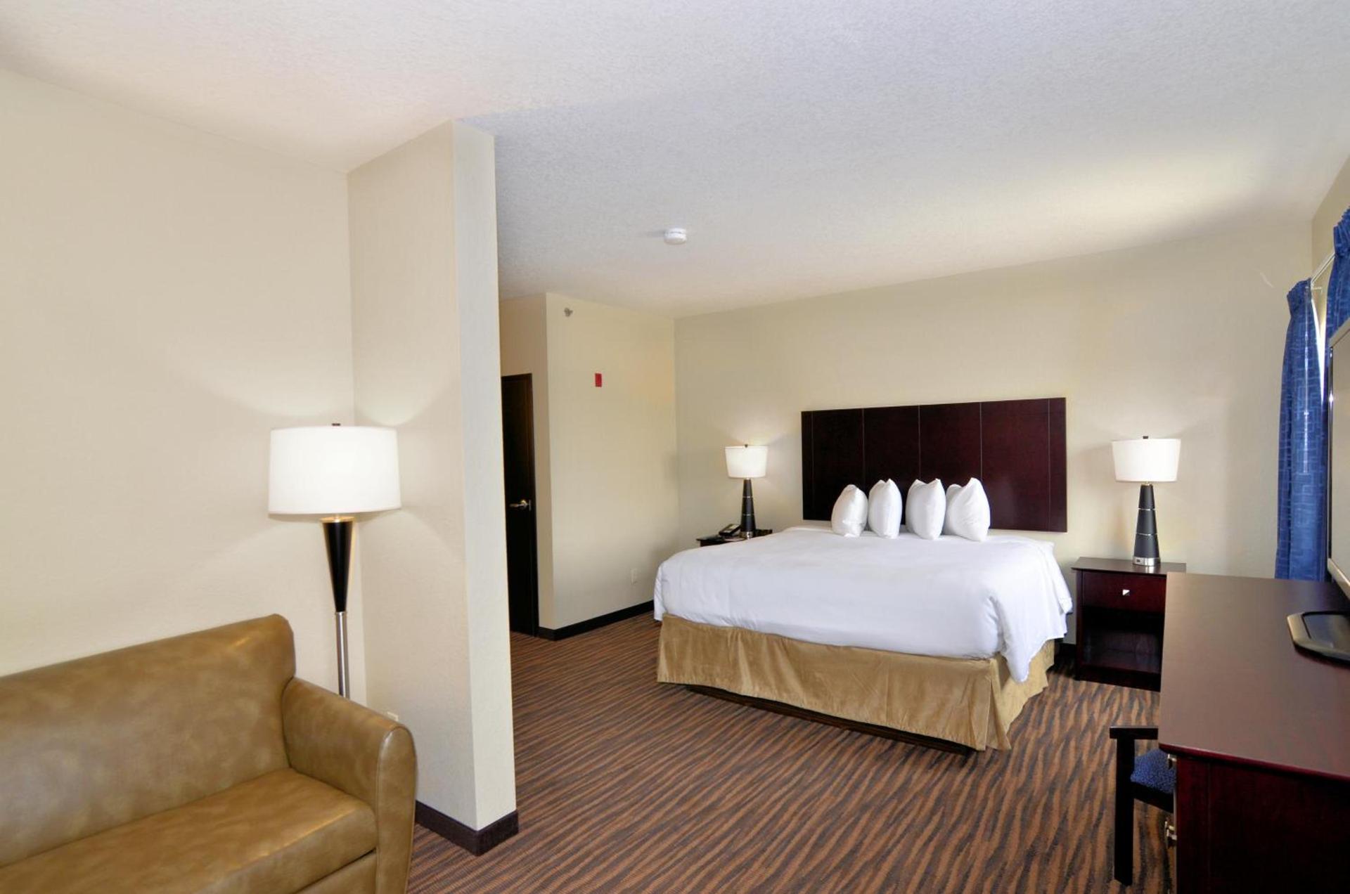 Cobblestone Inn & Suites - Holstein photo 27