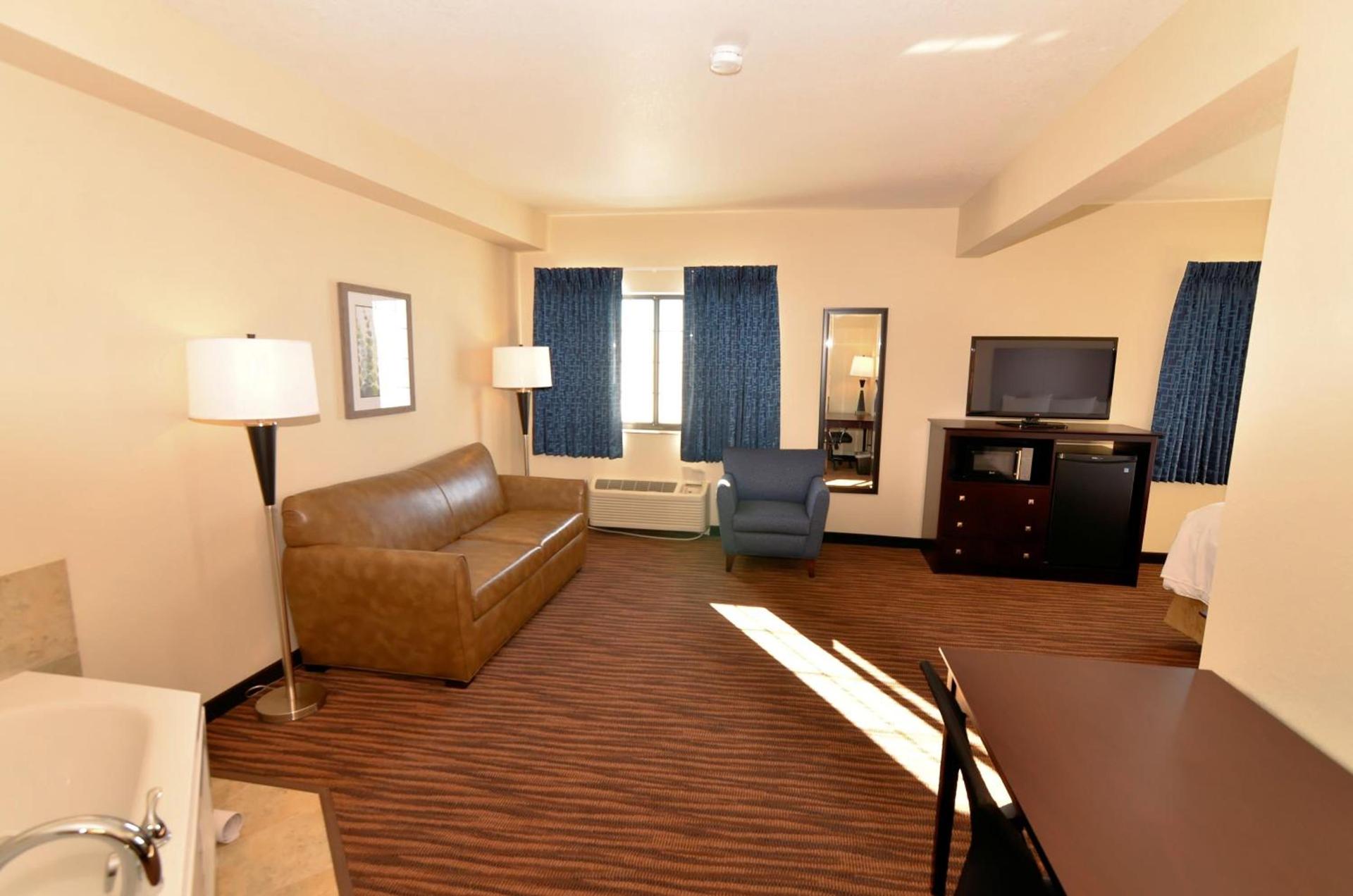 Cobblestone Inn & Suites - Holstein photo 12