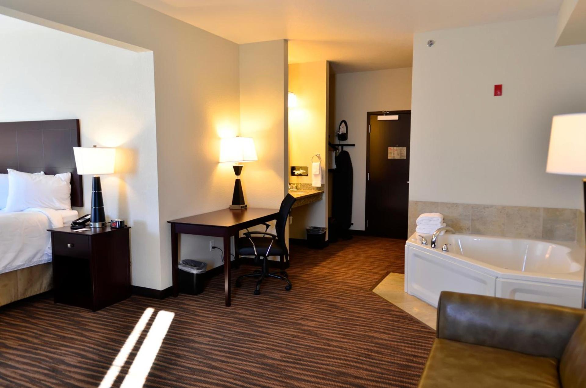 Cobblestone Inn & Suites - Holstein photo 16