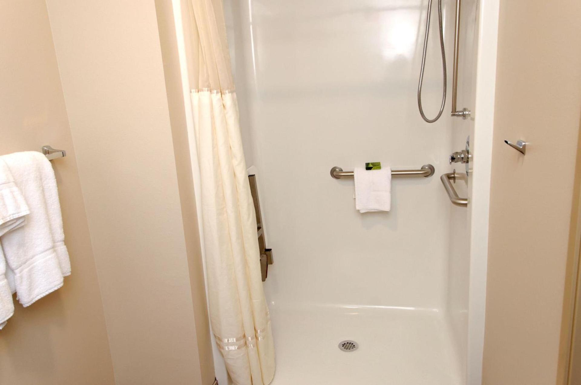 Cobblestone Inn & Suites Fort Madison photo 24