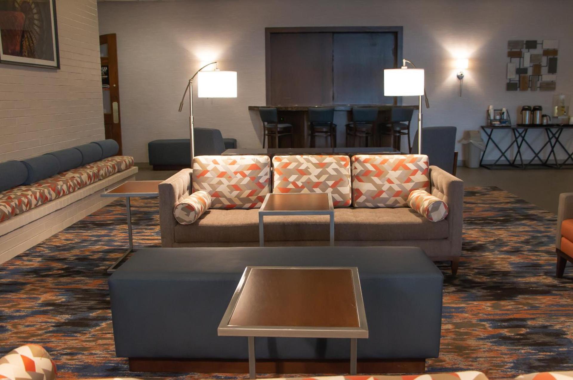 Radisson Hotel and Conference Center Fond du Lac photo 26