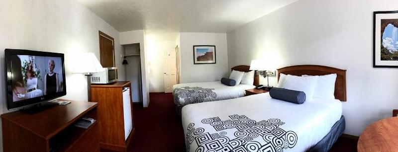 Austin's Chuckwagon Motel photo 8