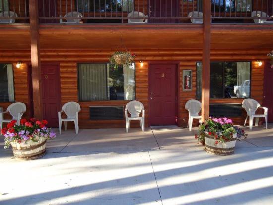 Austin's Chuckwagon Motel photo 2