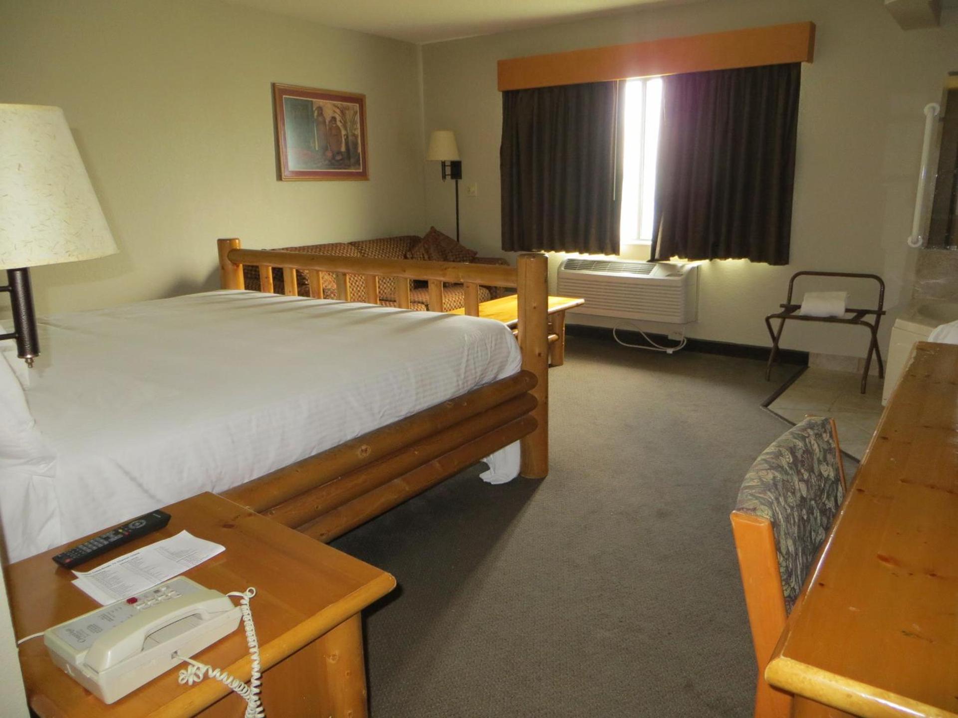 Super 8 by Wyndham Davenport photo 31
