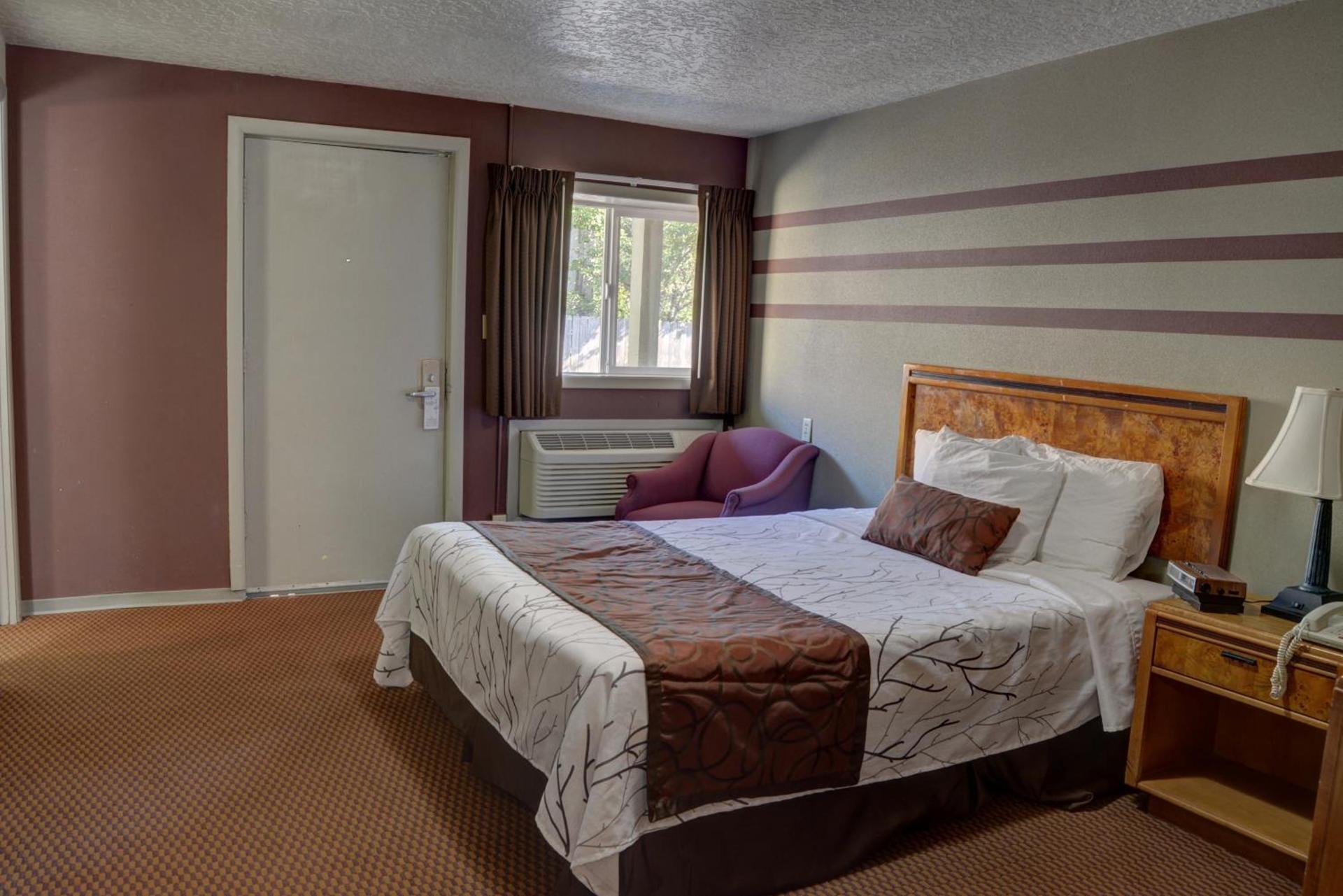 Inn at Salmon Creek photo 5
