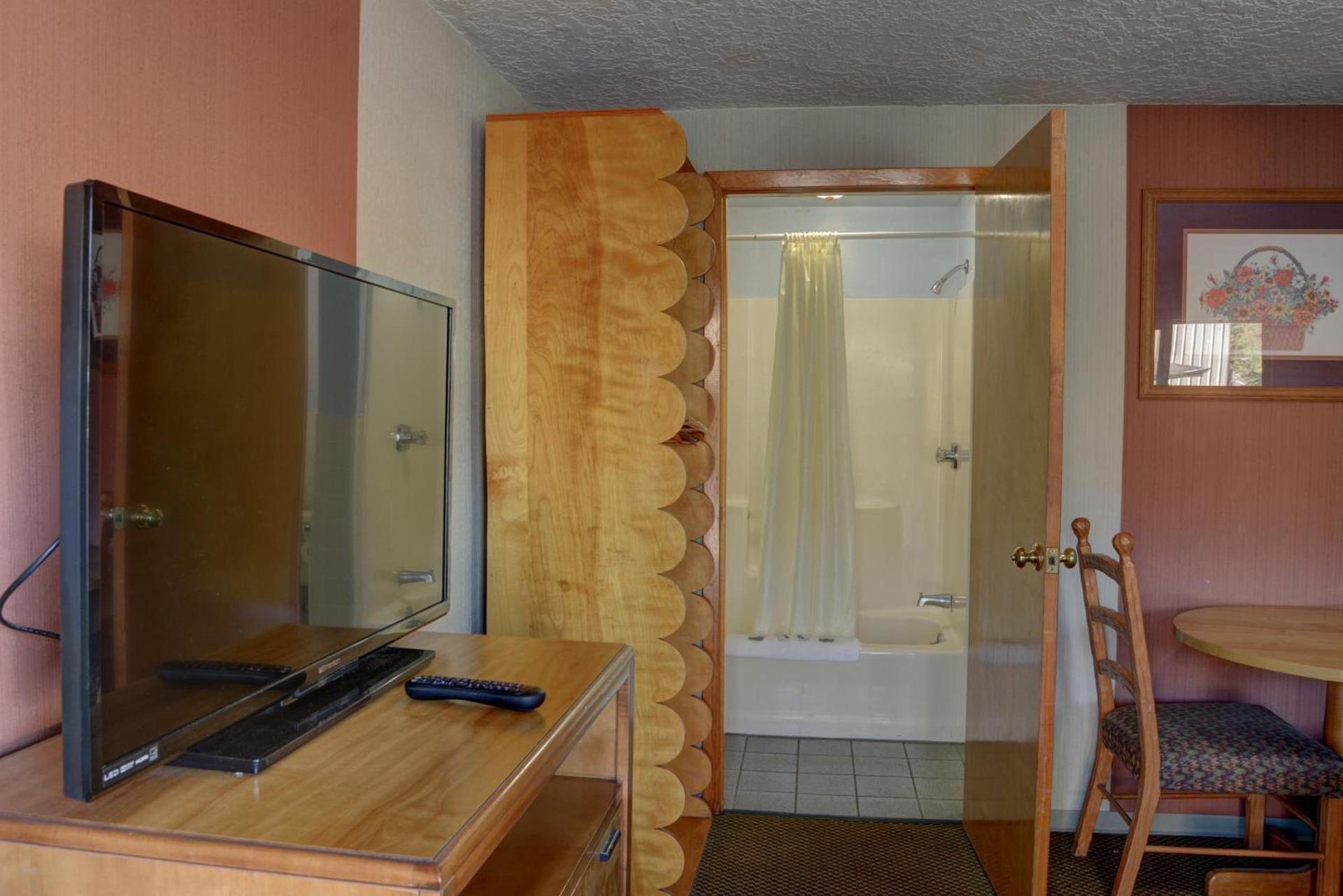 Inn at Salmon Creek photo 3