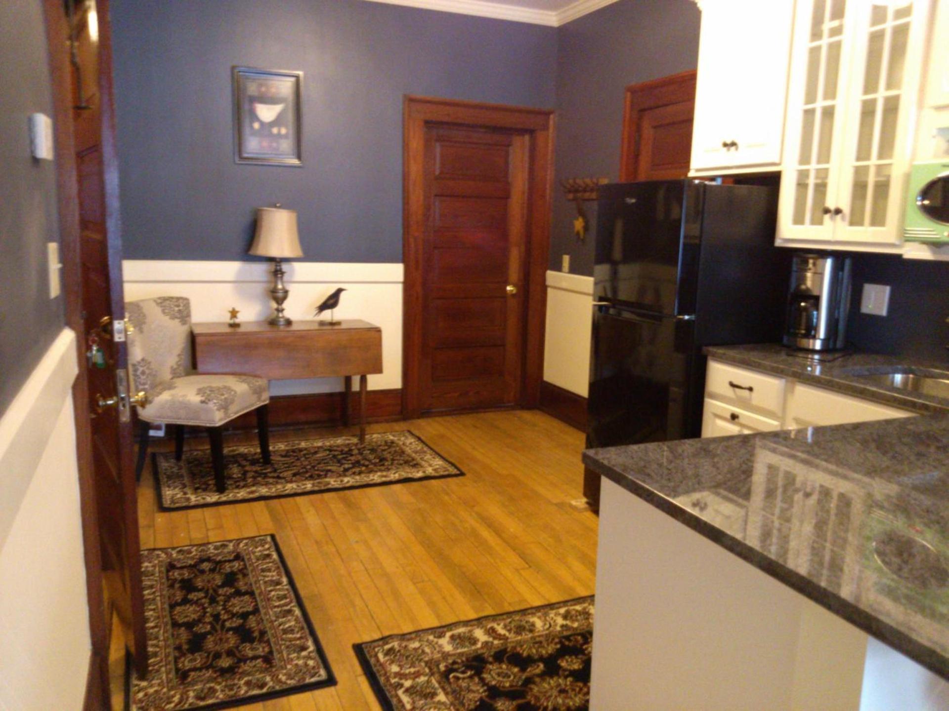 Firehouse Inn photo 7