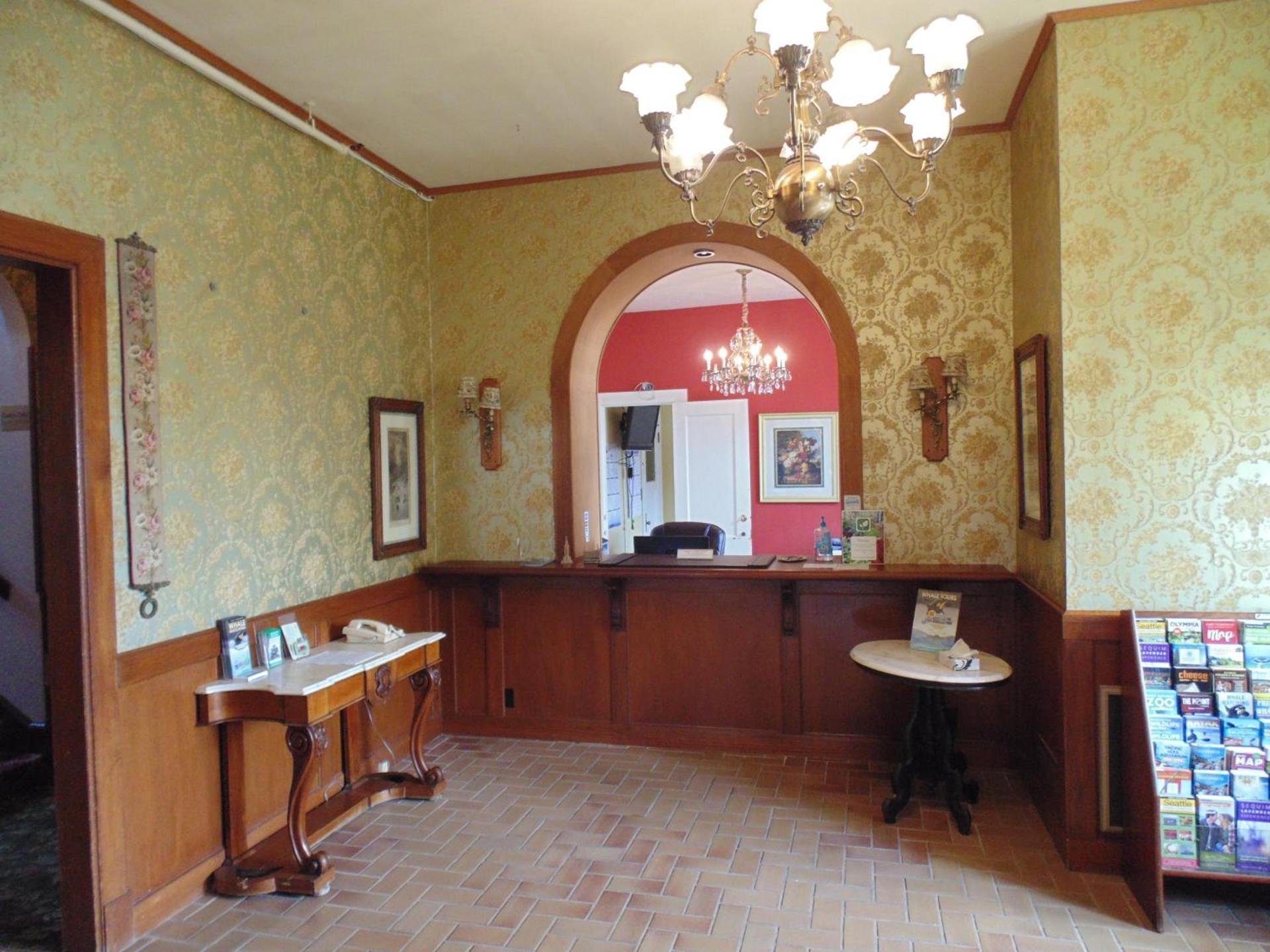 Manresa Castle photo 34