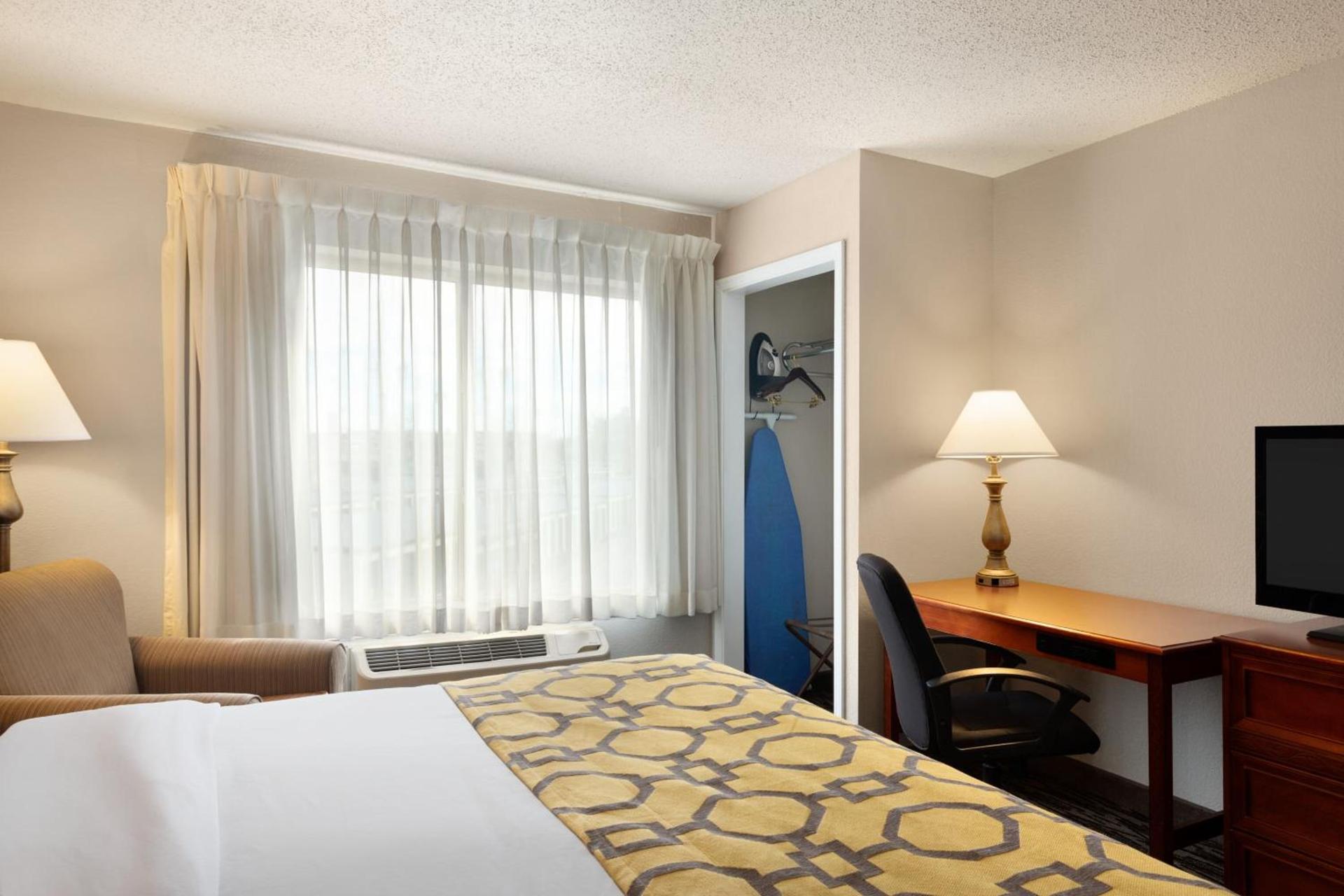 Baymont by Wyndham Springfield I-44 photo 23