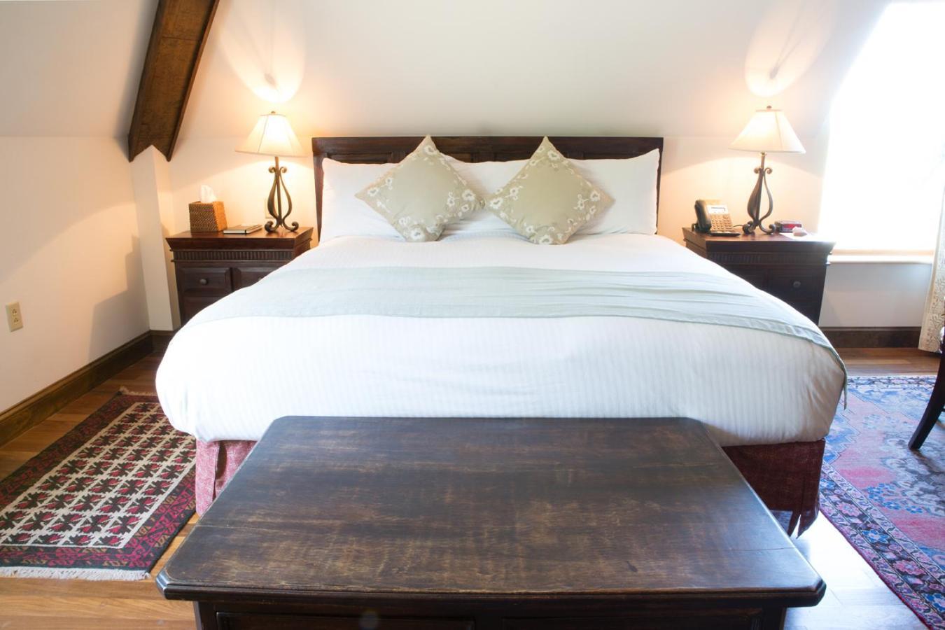 Wedmore Place photo 2