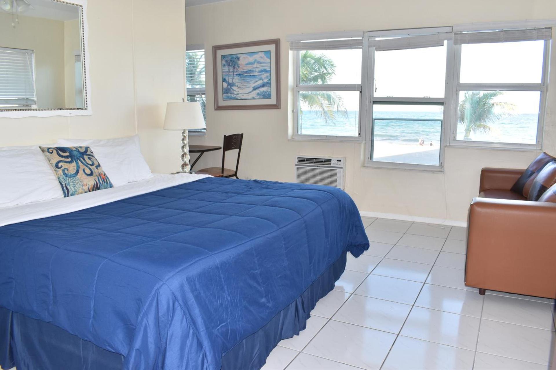 Golden Sand Oceanfront photo 29