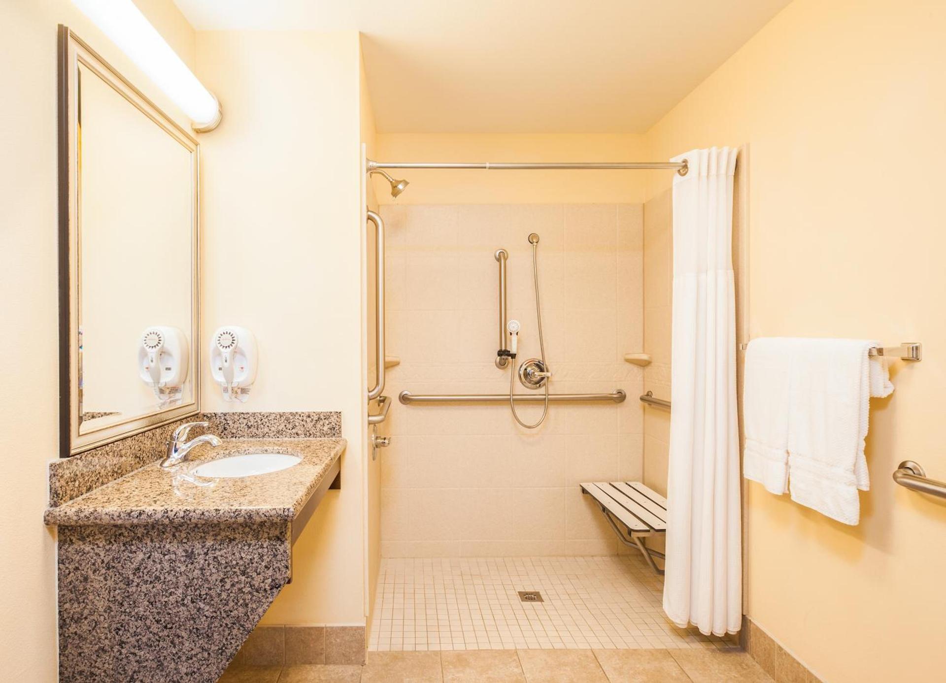 Staybridge Suites El Paso Airport by IHG photo 7