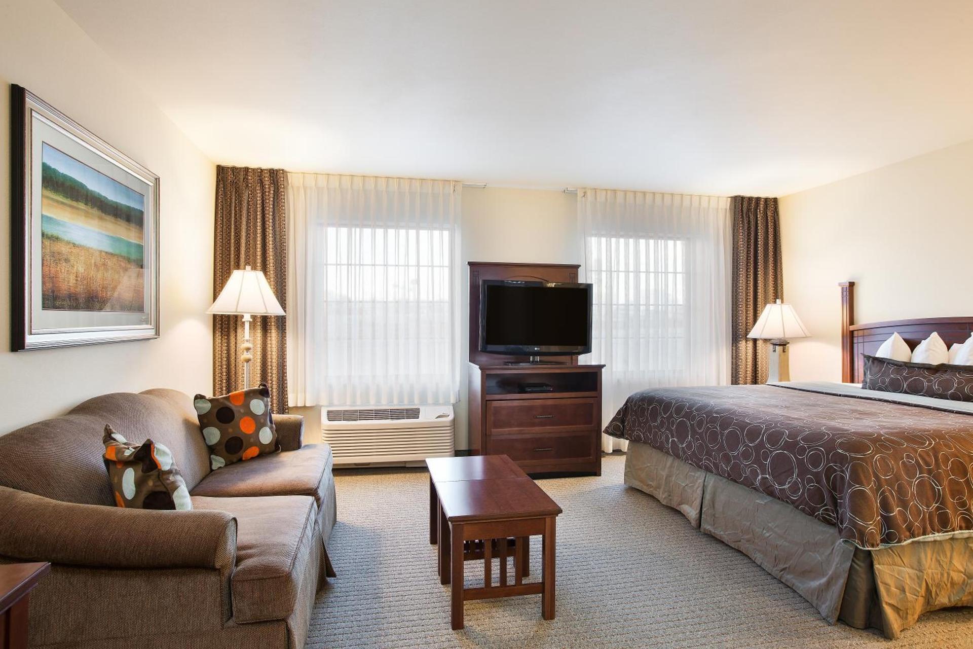 Staybridge Suites El Paso Airport by IHG photo 2