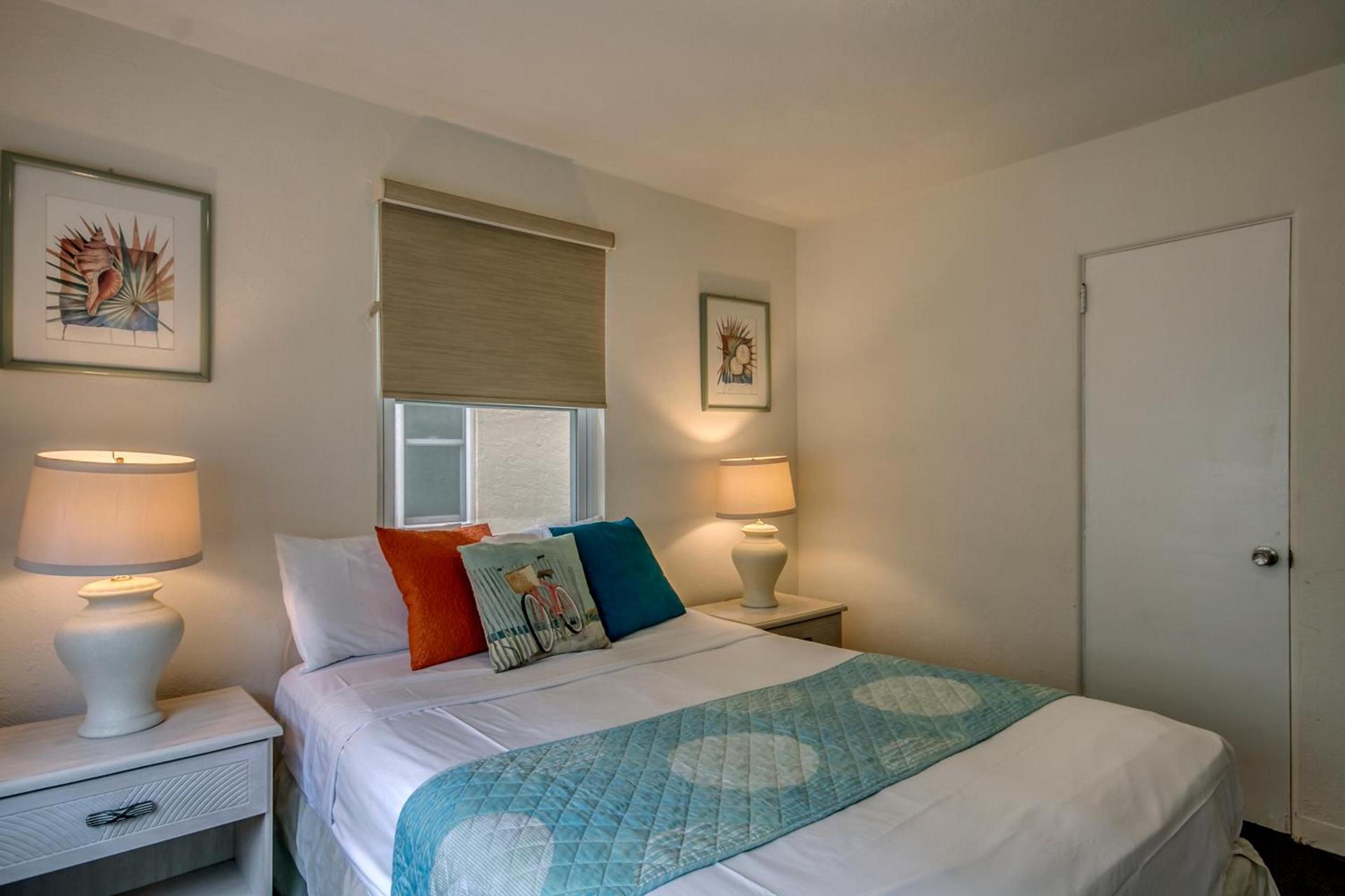 Daytona Inn and Suites photo 14