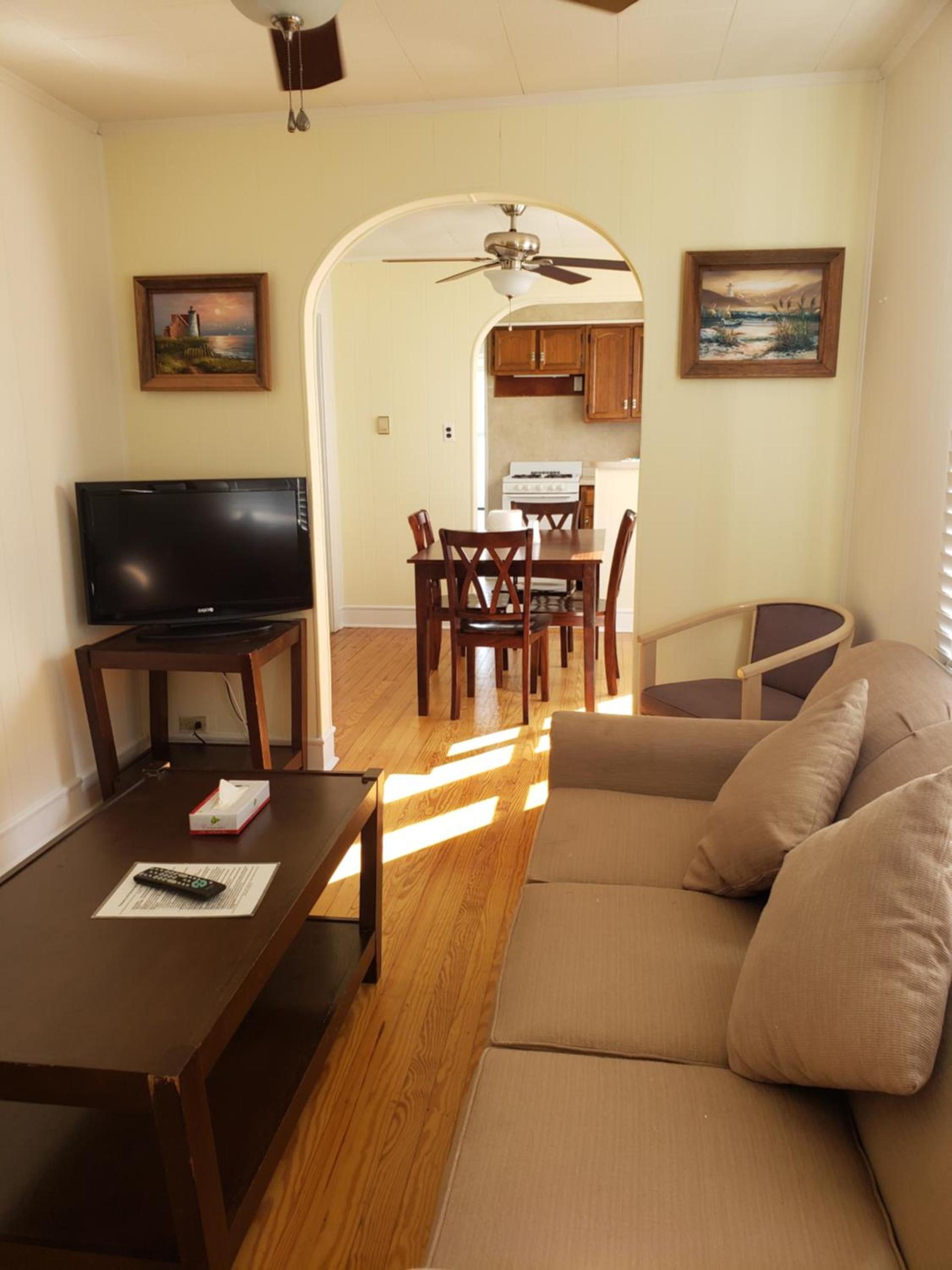 Daytona Inn and Suites photo 27