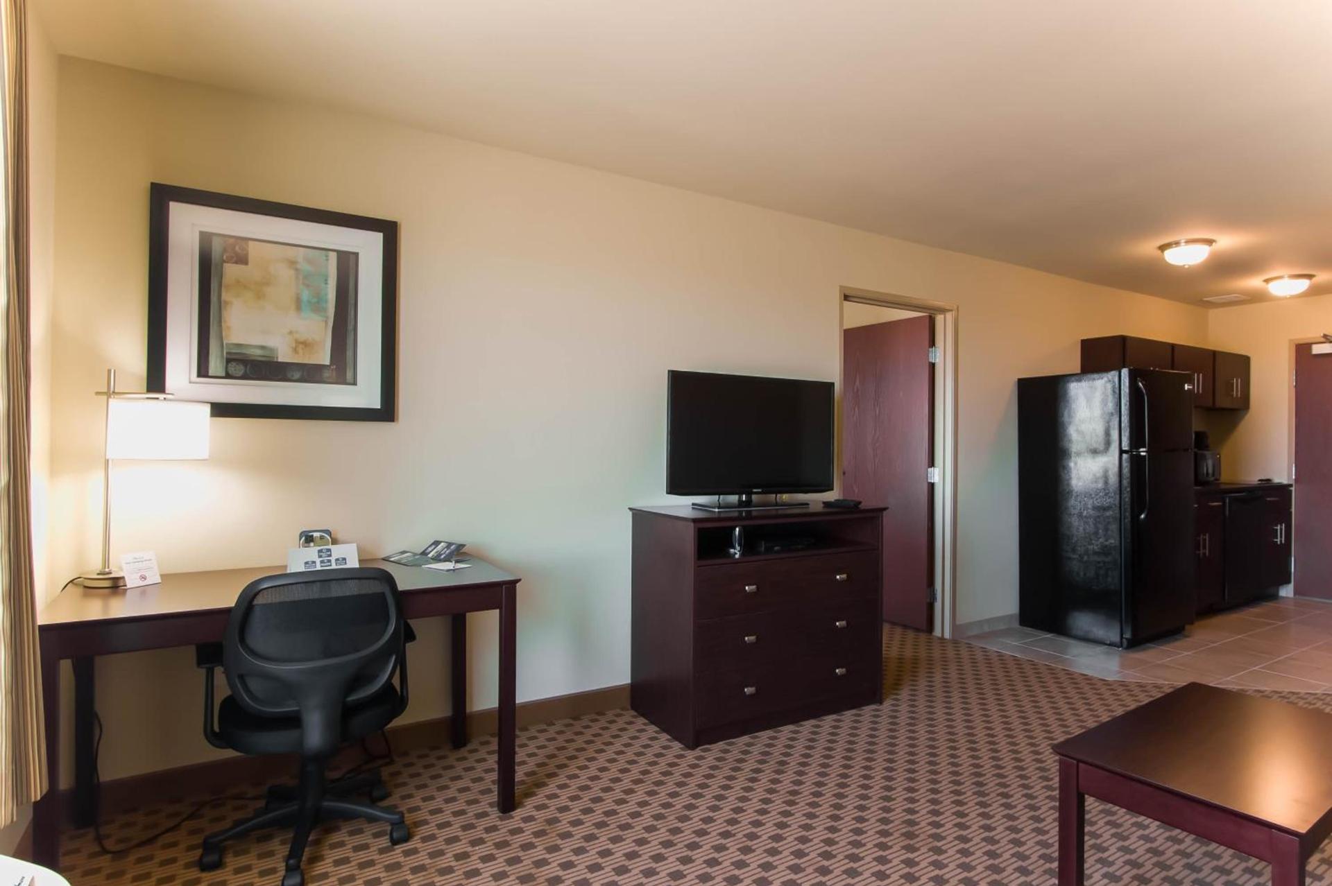 Cobblestone Inn & Suites - Eads photo 33