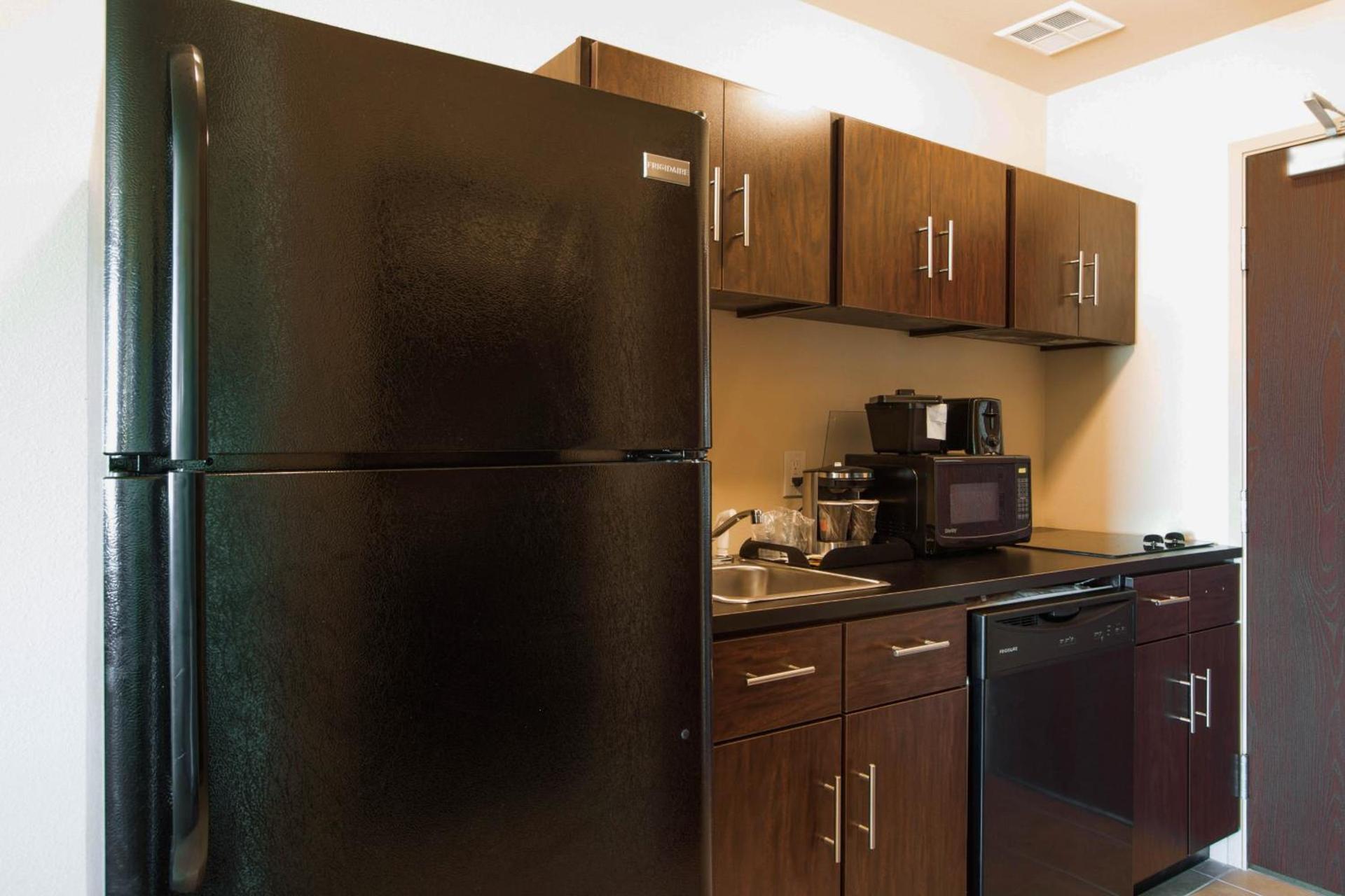 Cobblestone Inn & Suites - Eads photo 32