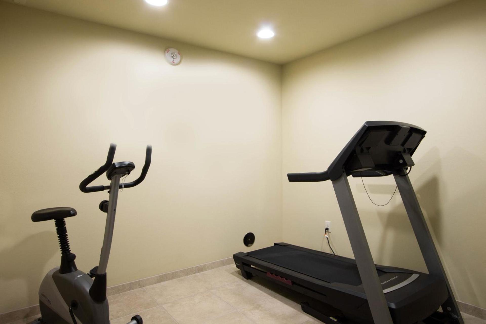Cobblestone Inn & Suites - Eads photo 18