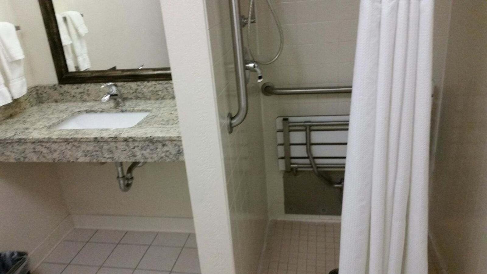 AmericInn by Wyndham Baldwin photo 23