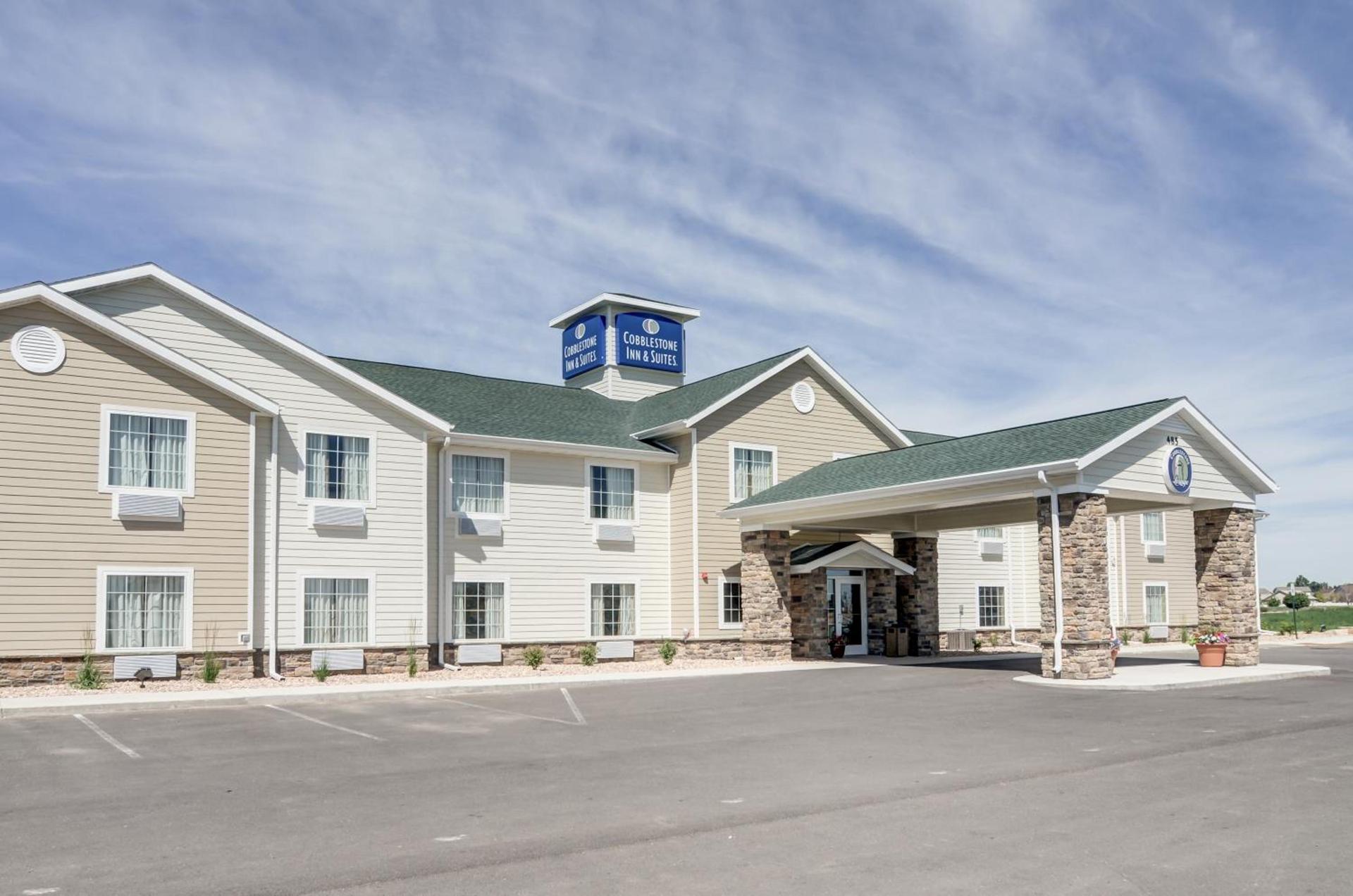 Cobblestone Inn and Suites - Eaton photo 1
