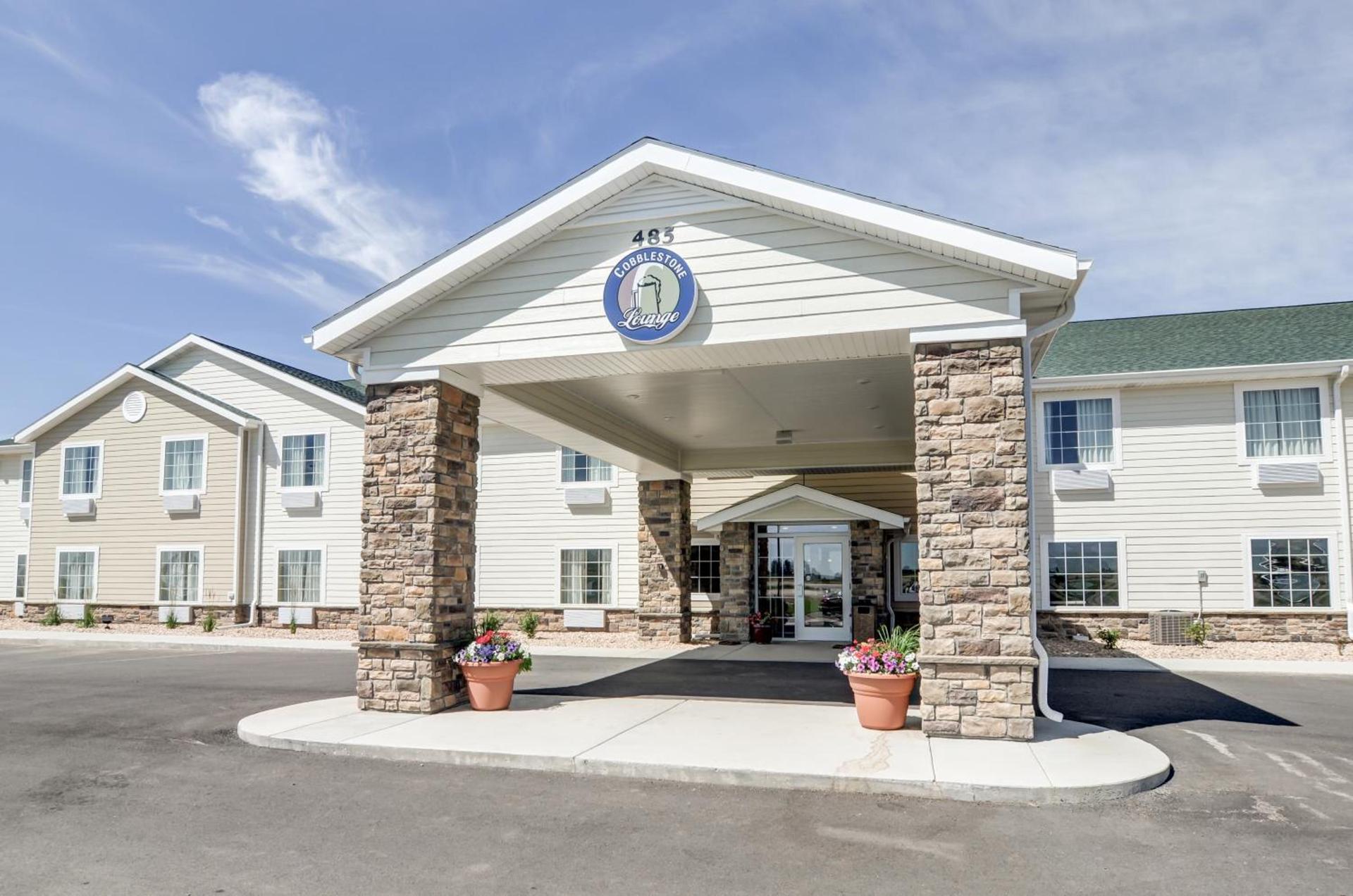 Cobblestone Inn and Suites - Eaton photo 9