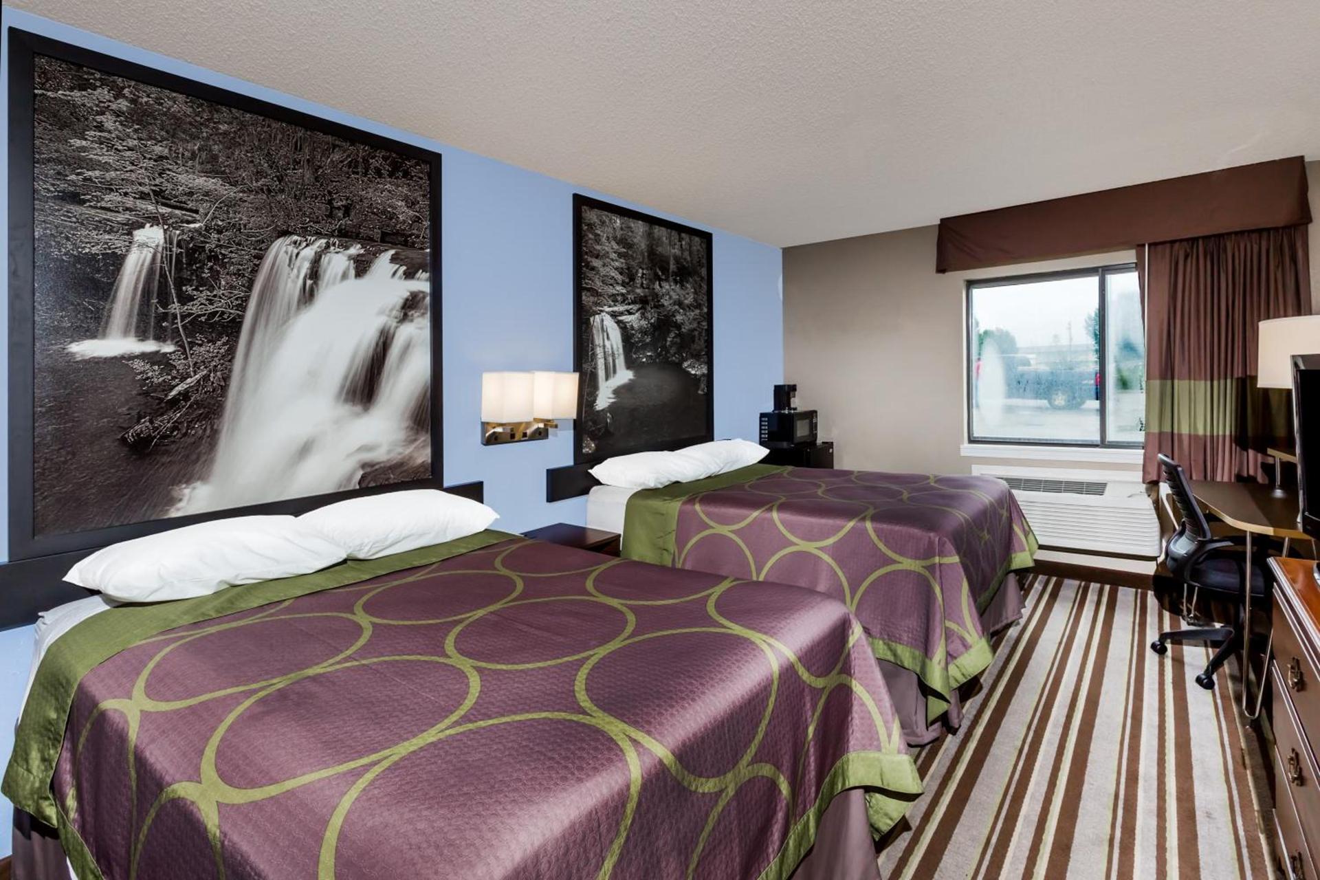 Super 8 by Wyndham Jonesboro photo 18