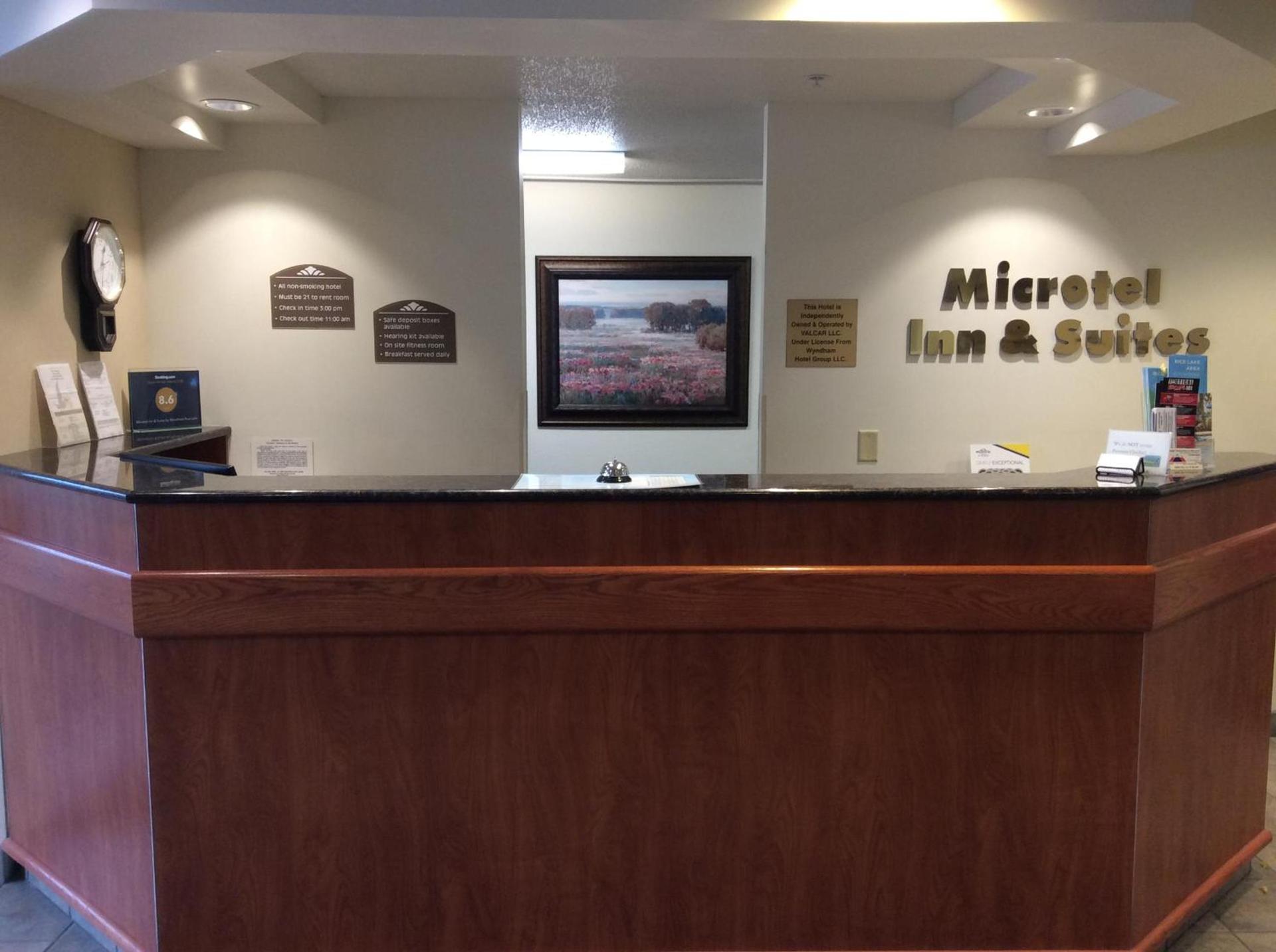 Microtel Inn & Suites by Wyndham Rice Lake photo 11