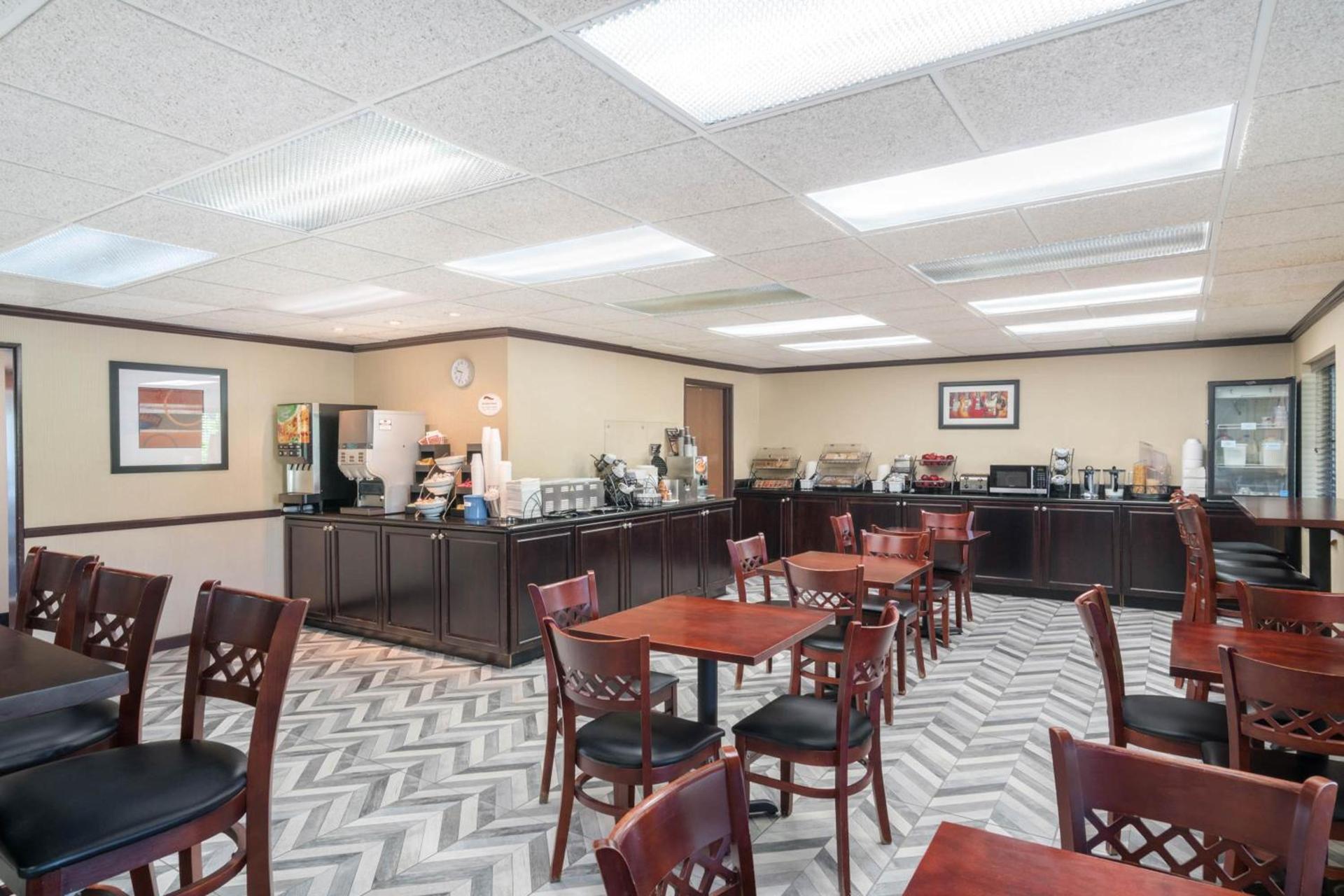 Comfort Inn & Suites Brentwood - Nashville photo 40