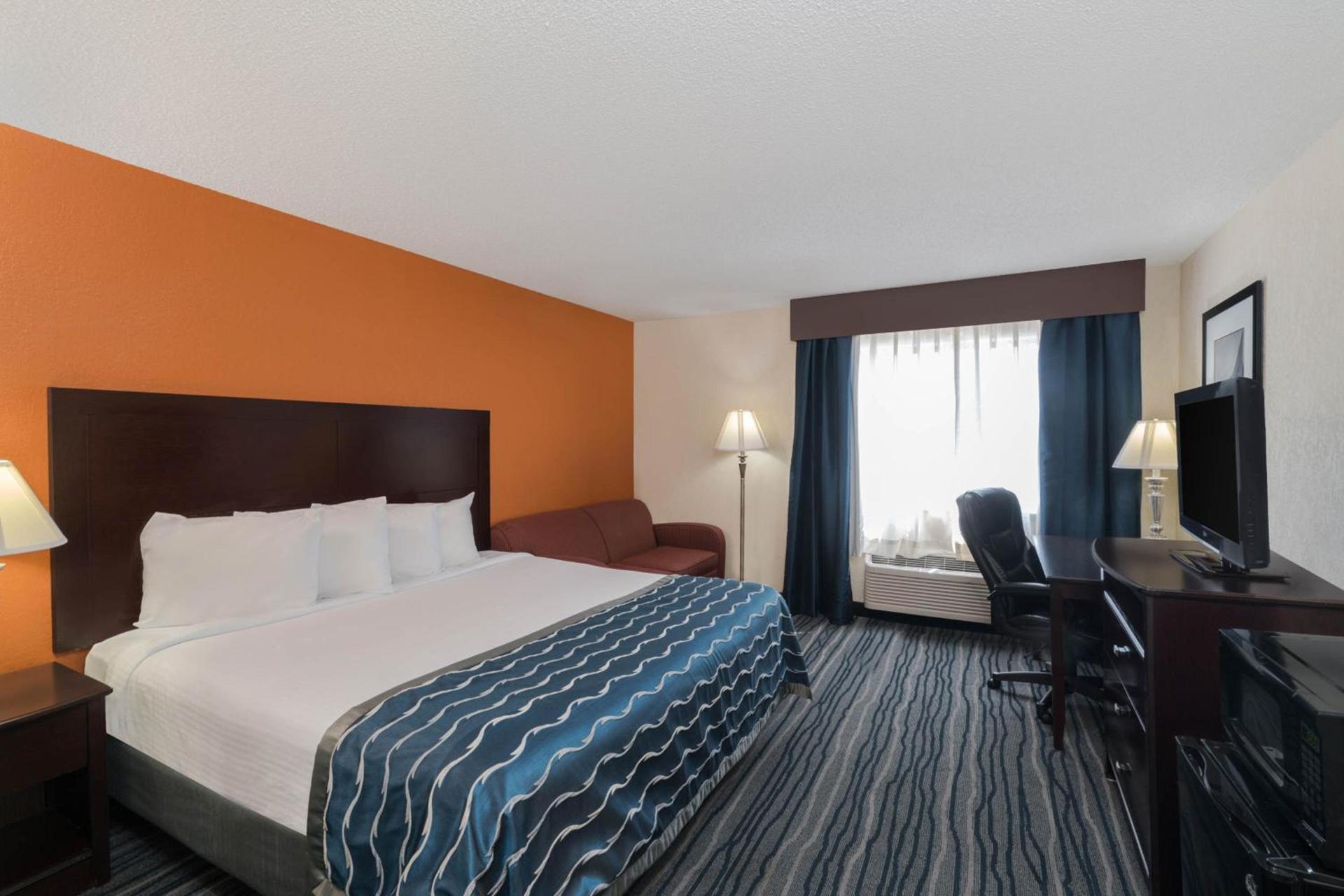 Comfort Inn & Suites Brentwood - Nashville photo 31