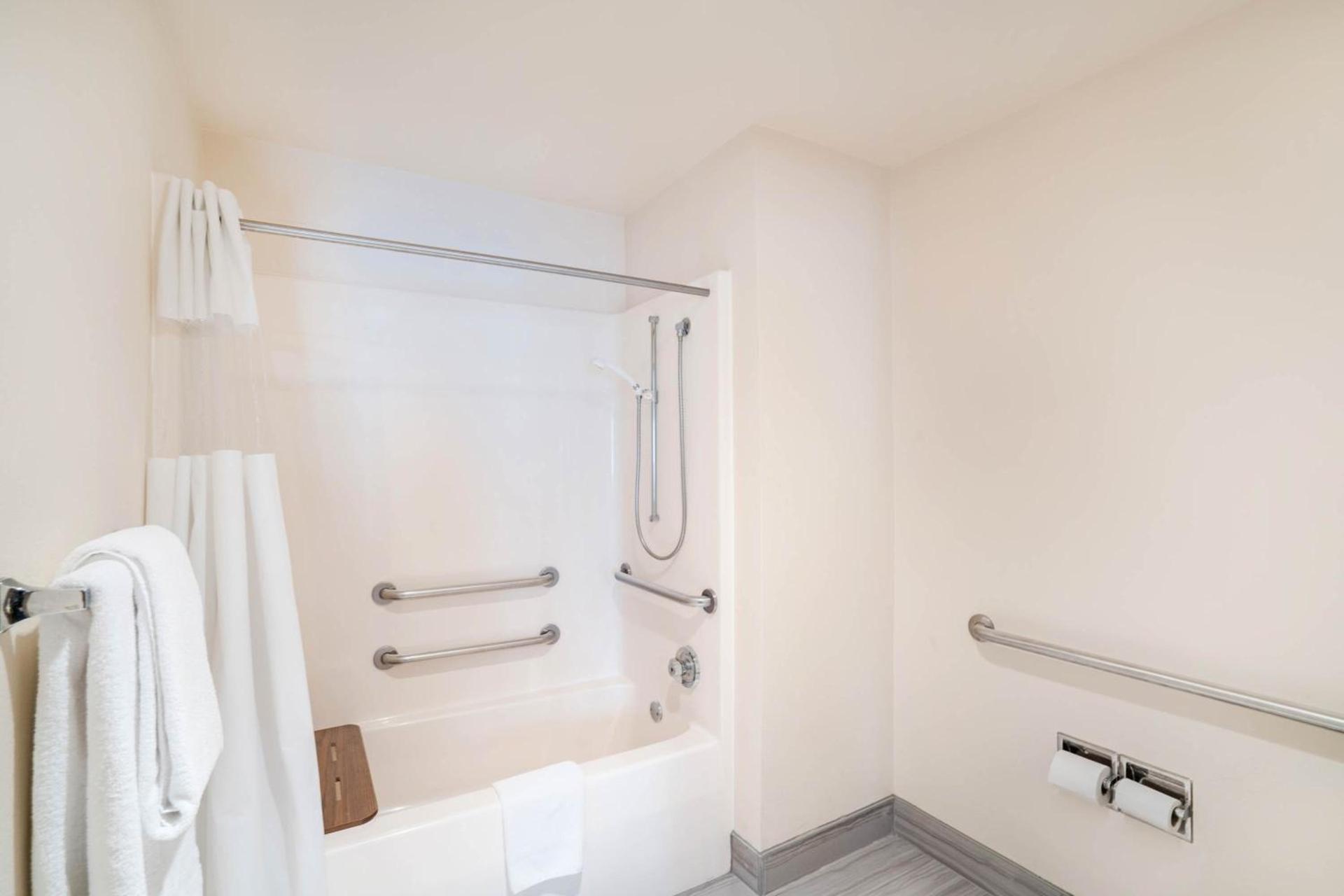 Comfort Inn & Suites Brentwood - Nashville photo 38