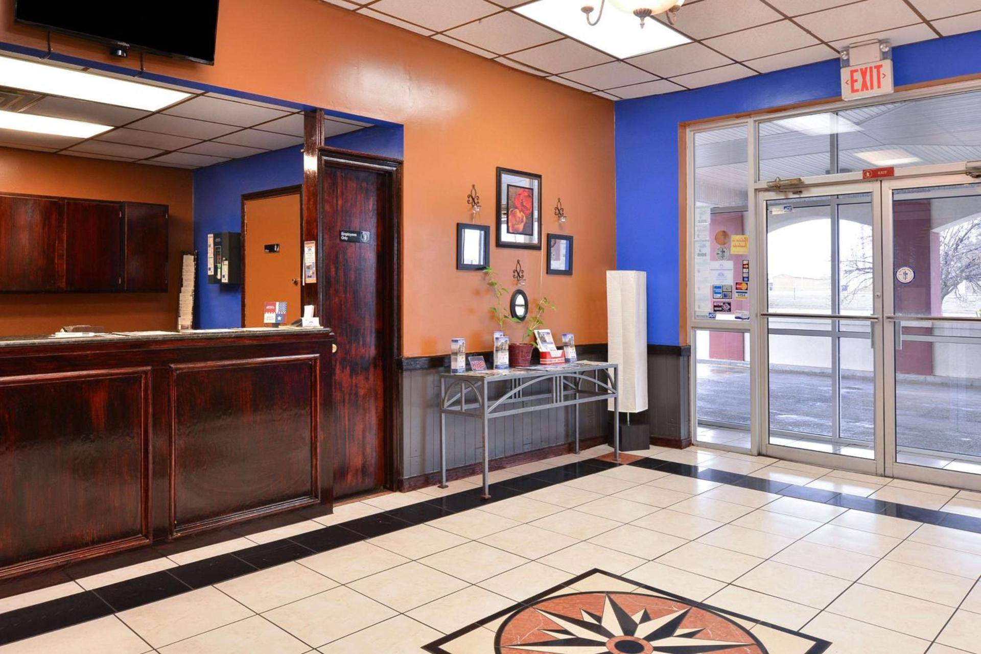 Castle Inn & Suites Anadarko photo 3