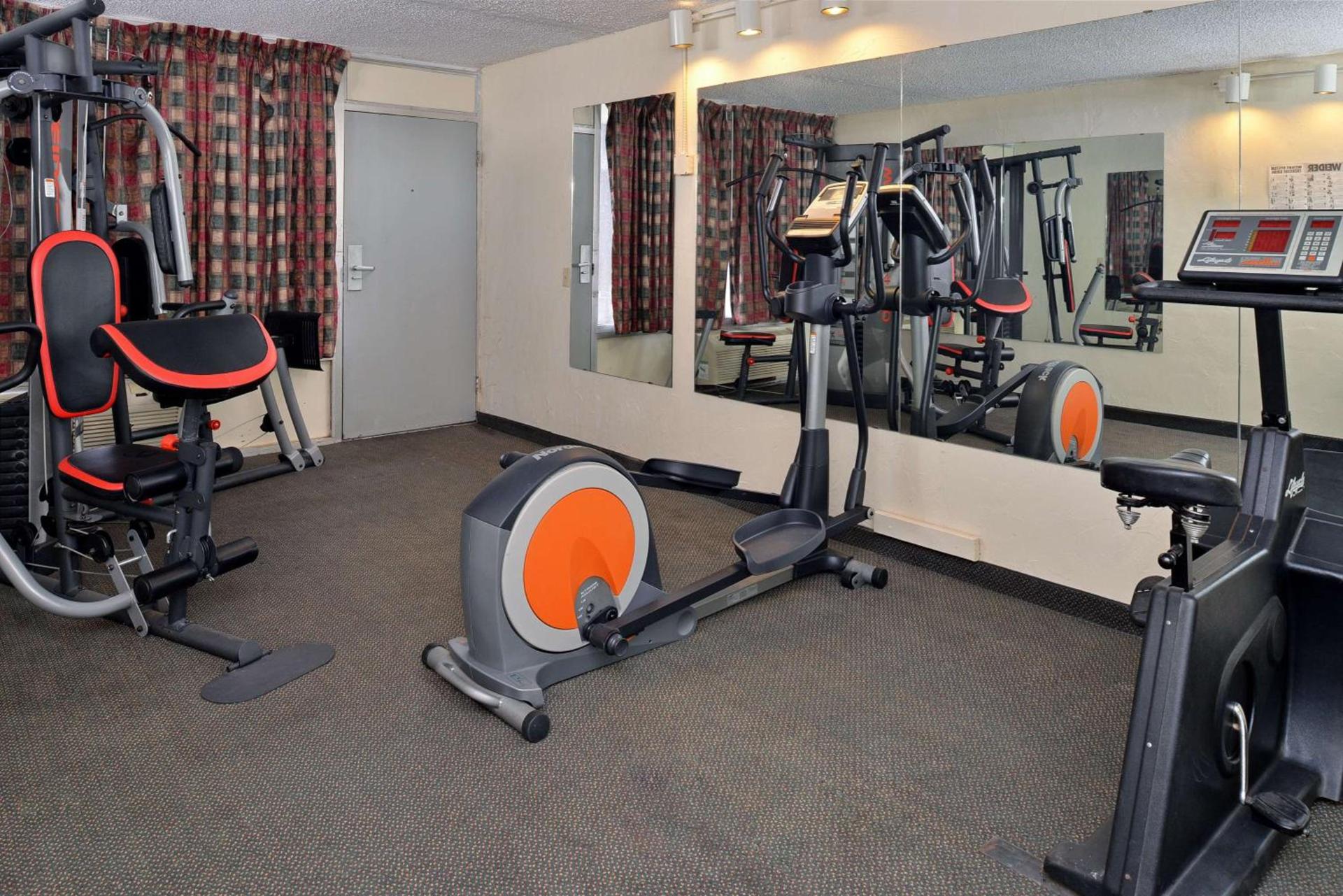 Castle Inn & Suites Anadarko photo 10