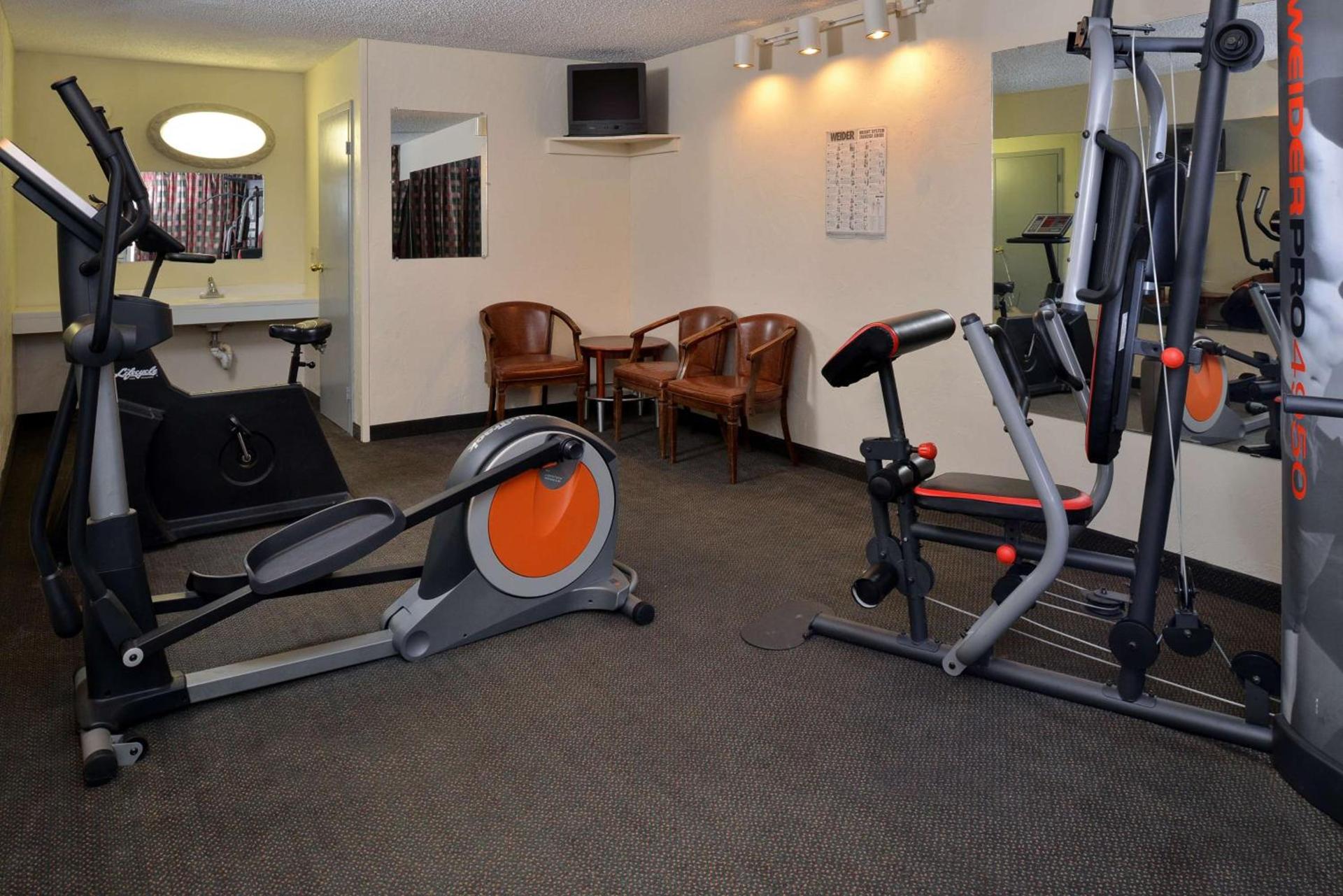 Castle Inn & Suites Anadarko photo 11