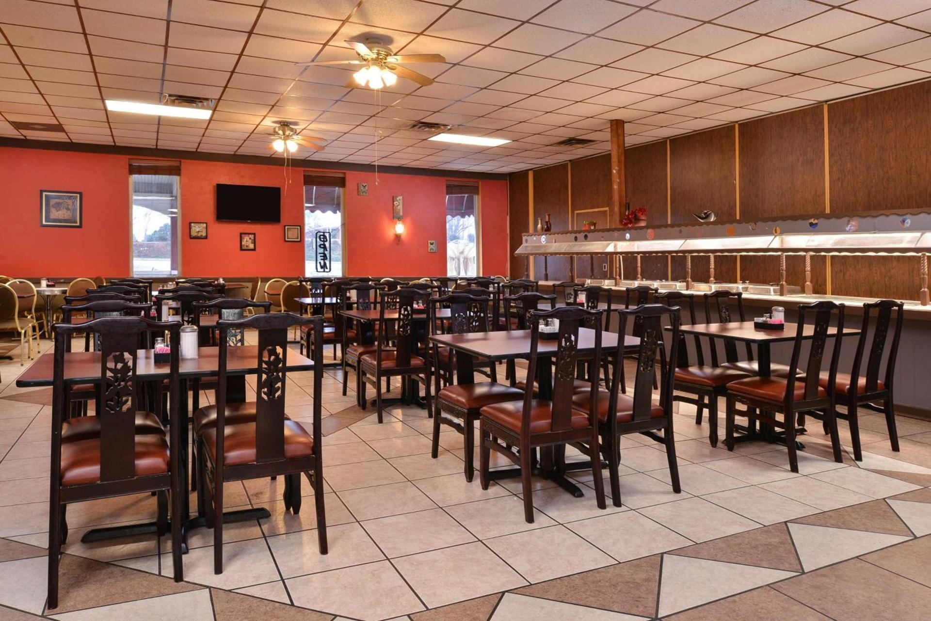 Castle Inn & Suites Anadarko photo 13