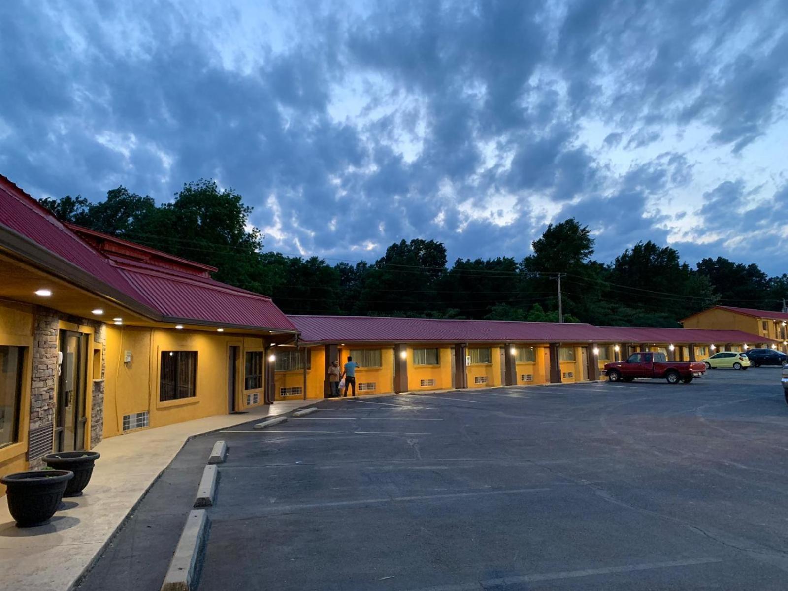 Journey Inn Marion — hotel in Marion