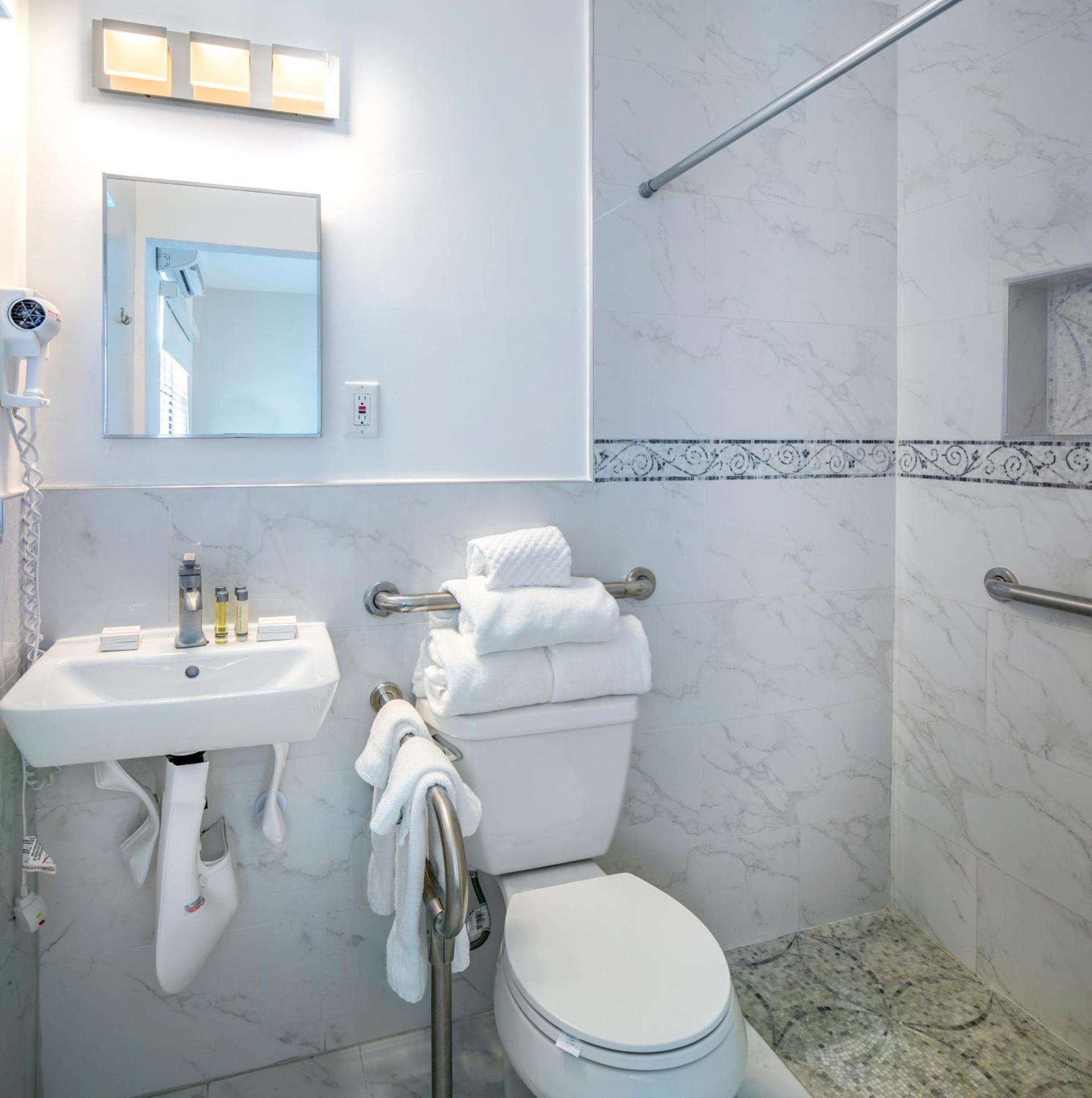 St. Pete Beach Suites photo 18