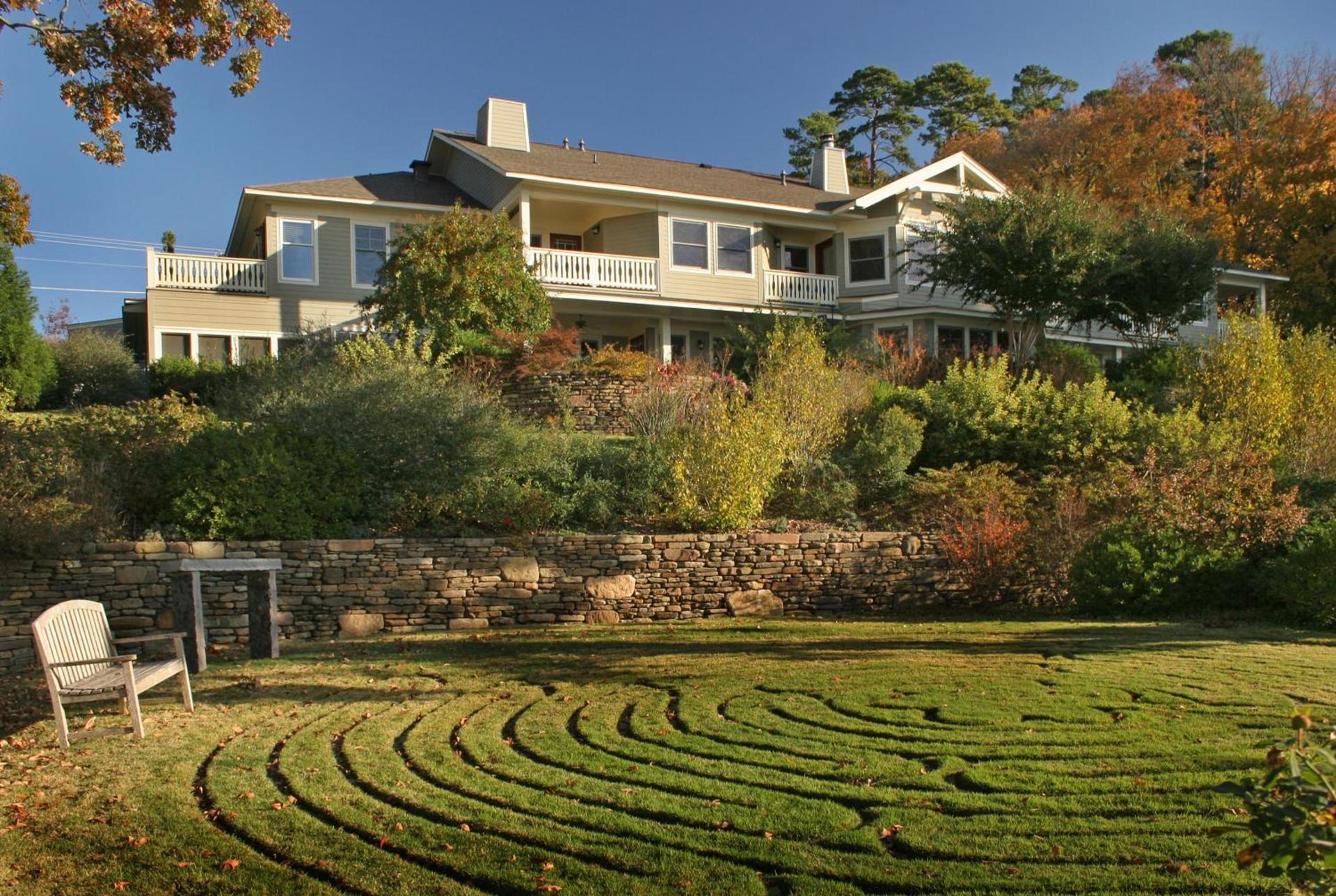 Lookout Point Lakeside Inn photo 7