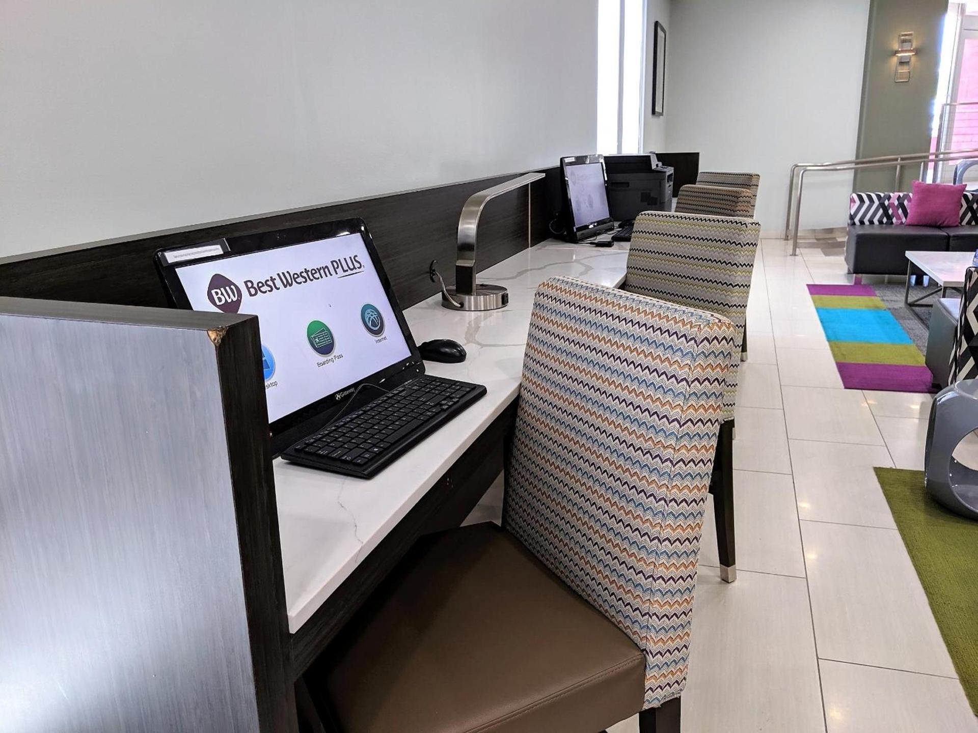 Best Western Plus Commerce Hotel photo 38