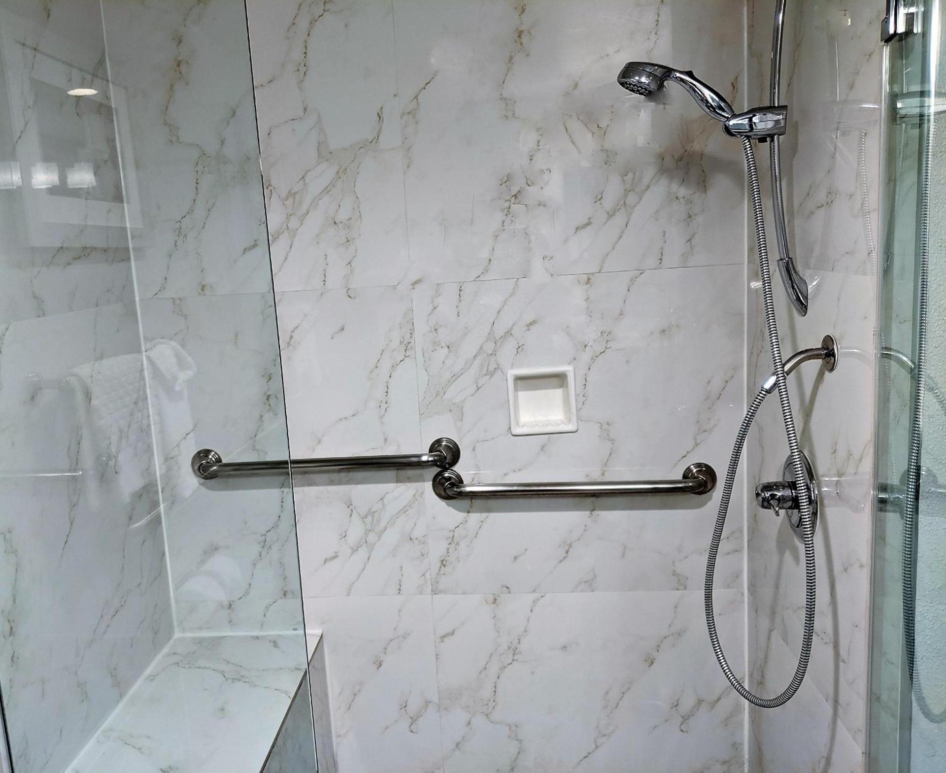 Best Western Plus Commerce Hotel photo 42