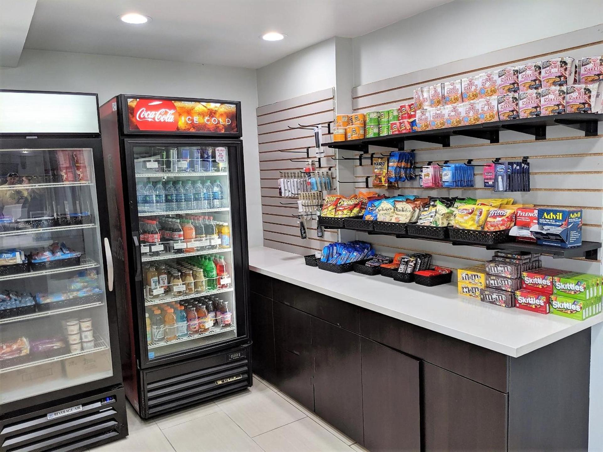 Best Western Plus Commerce Hotel photo 34