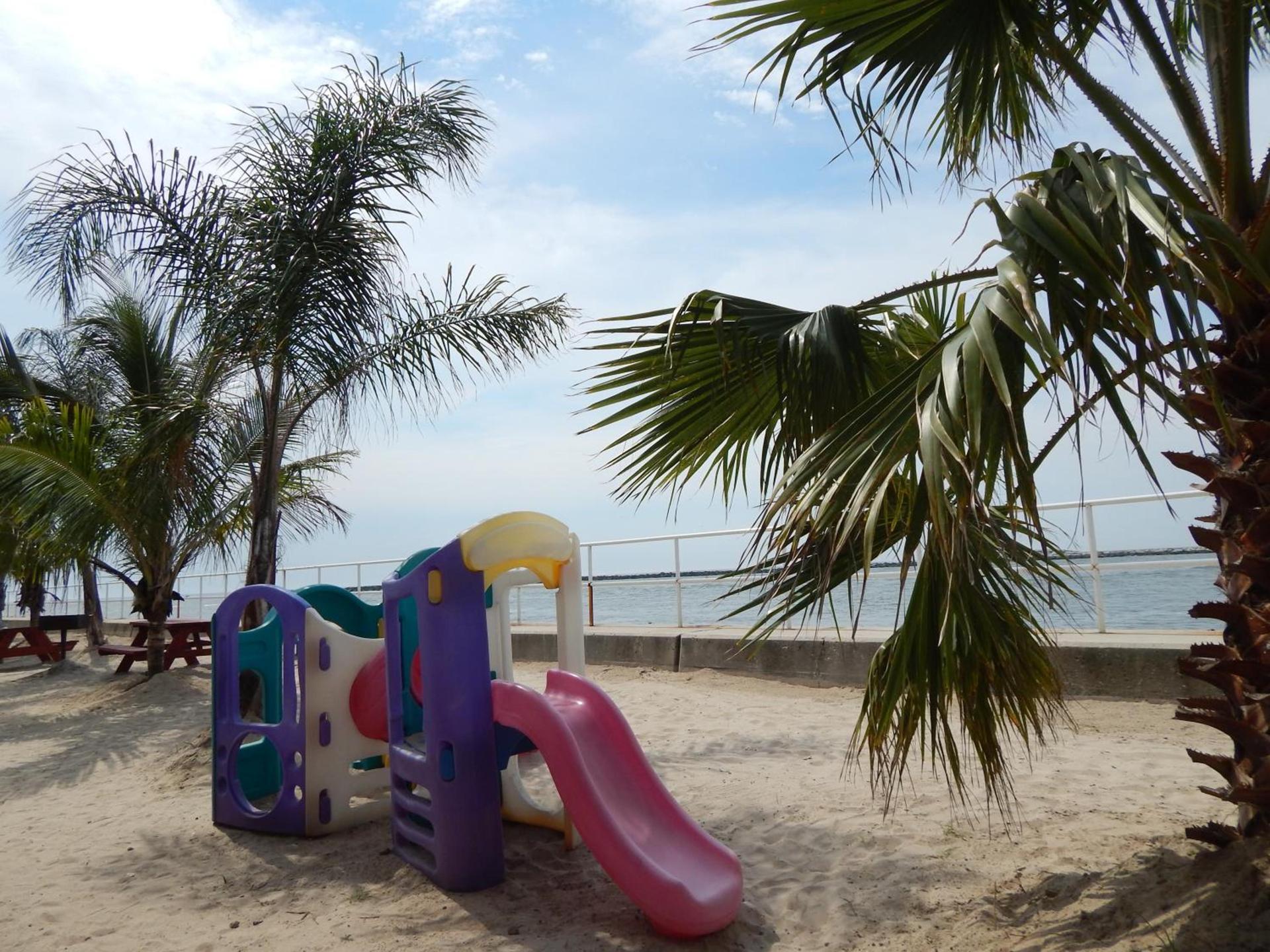 Oceanic Motel photo 22