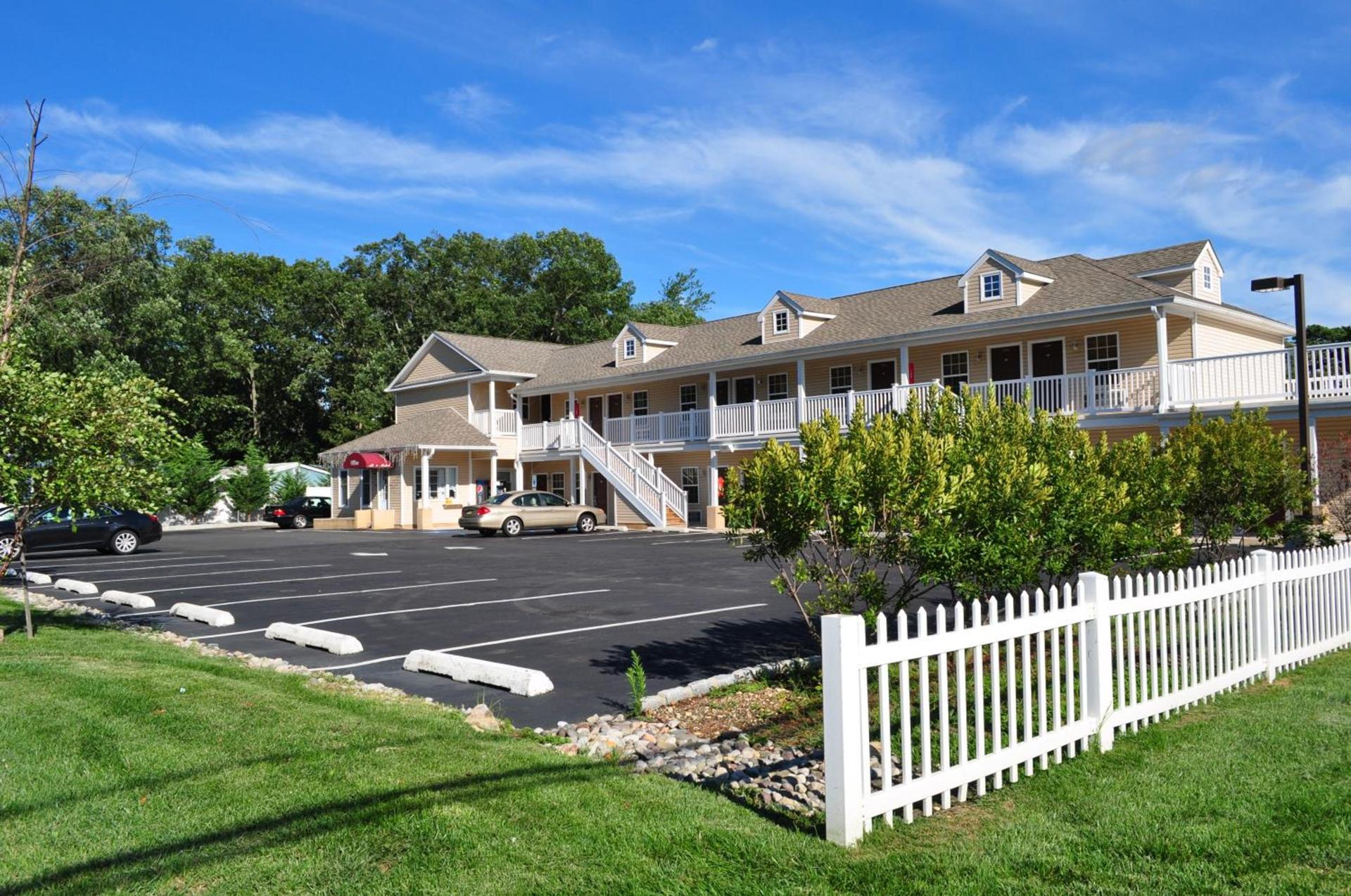 At 9 Motel Near Freehold I-195 photo 1