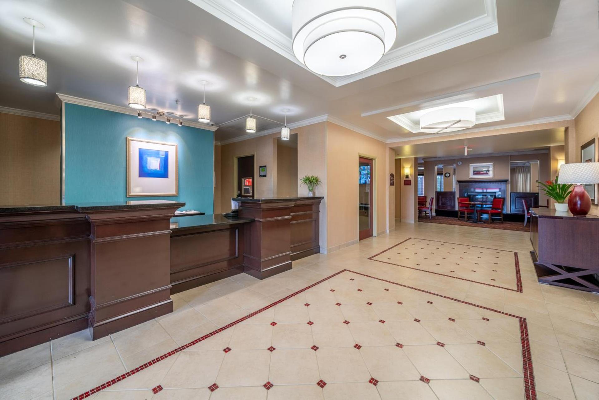 City Express by Marriott Washington, DC Northeast photo 6