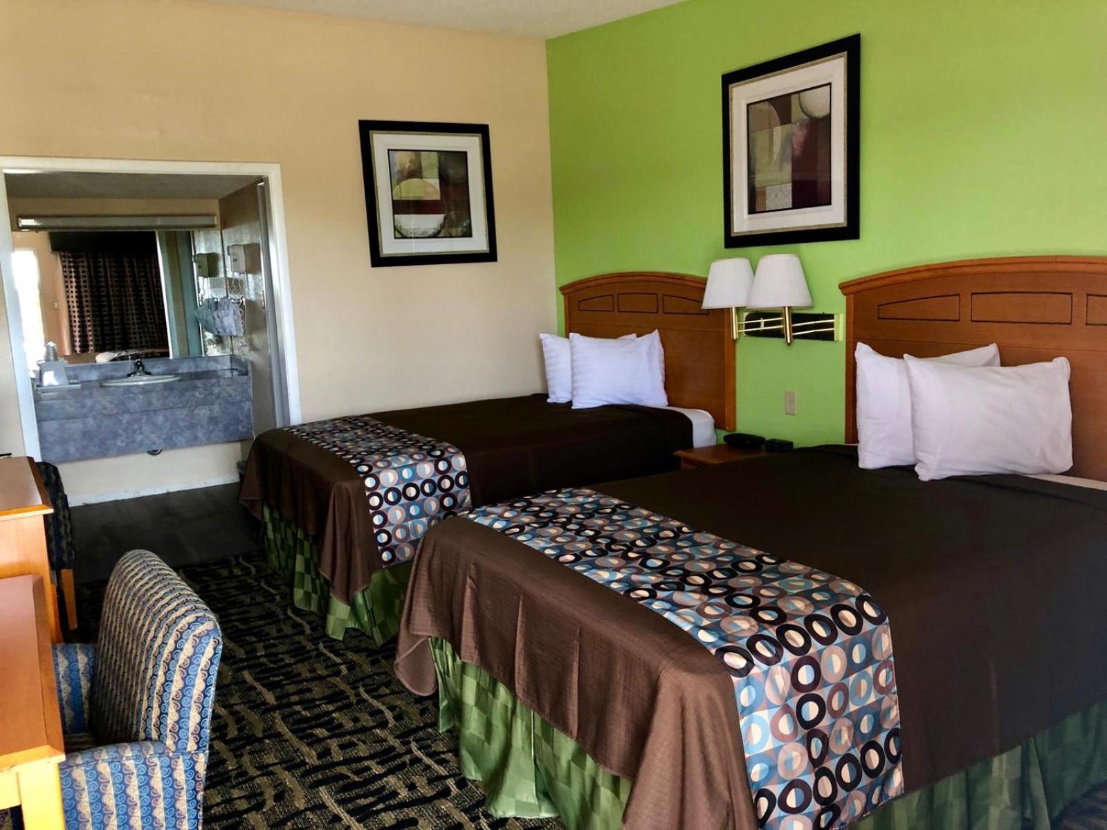 Lone Star Inn photo 31