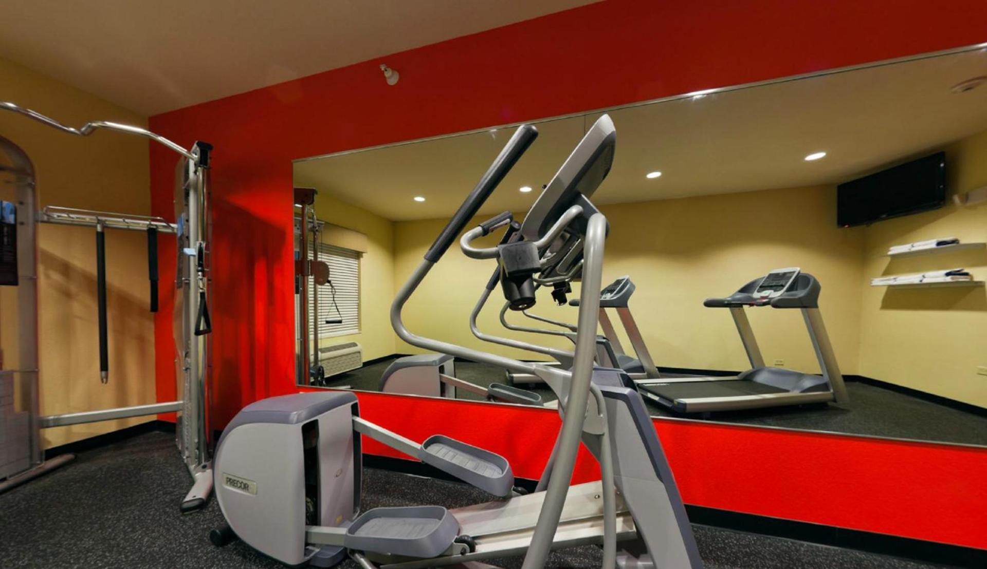 Country Inn & Suites by Radisson, Michigan City, IN photo 41
