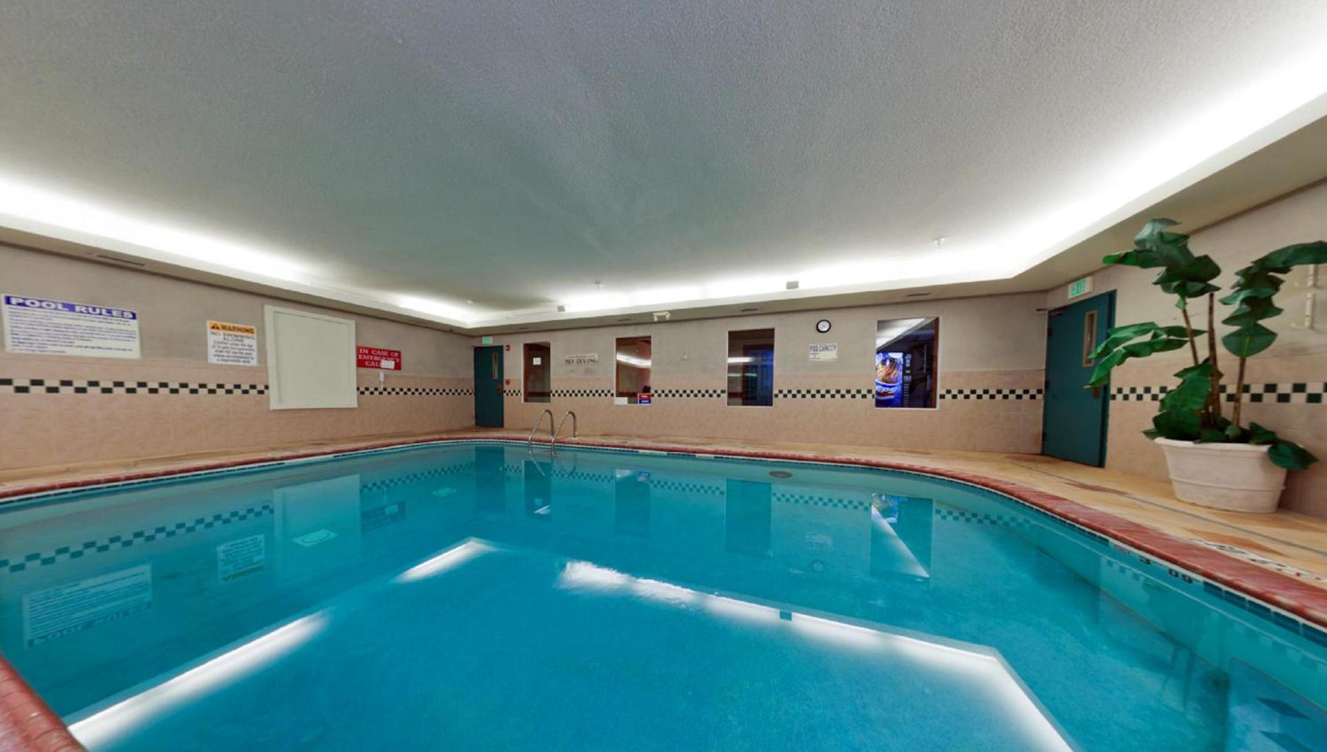 Country Inn & Suites by Radisson, Michigan City, IN photo 34
