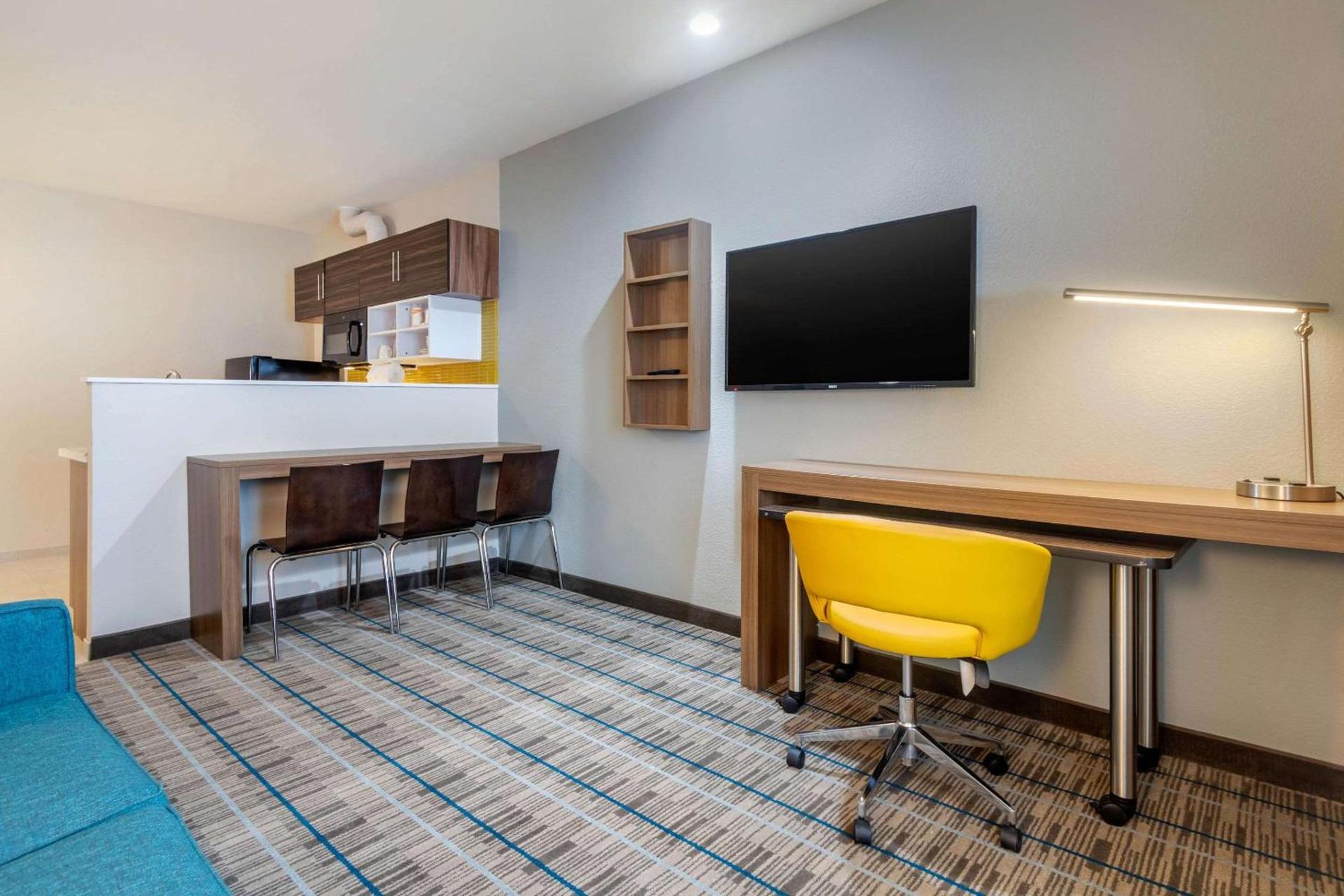 MainStay Suites Bricktown - near Medical Center photo 12