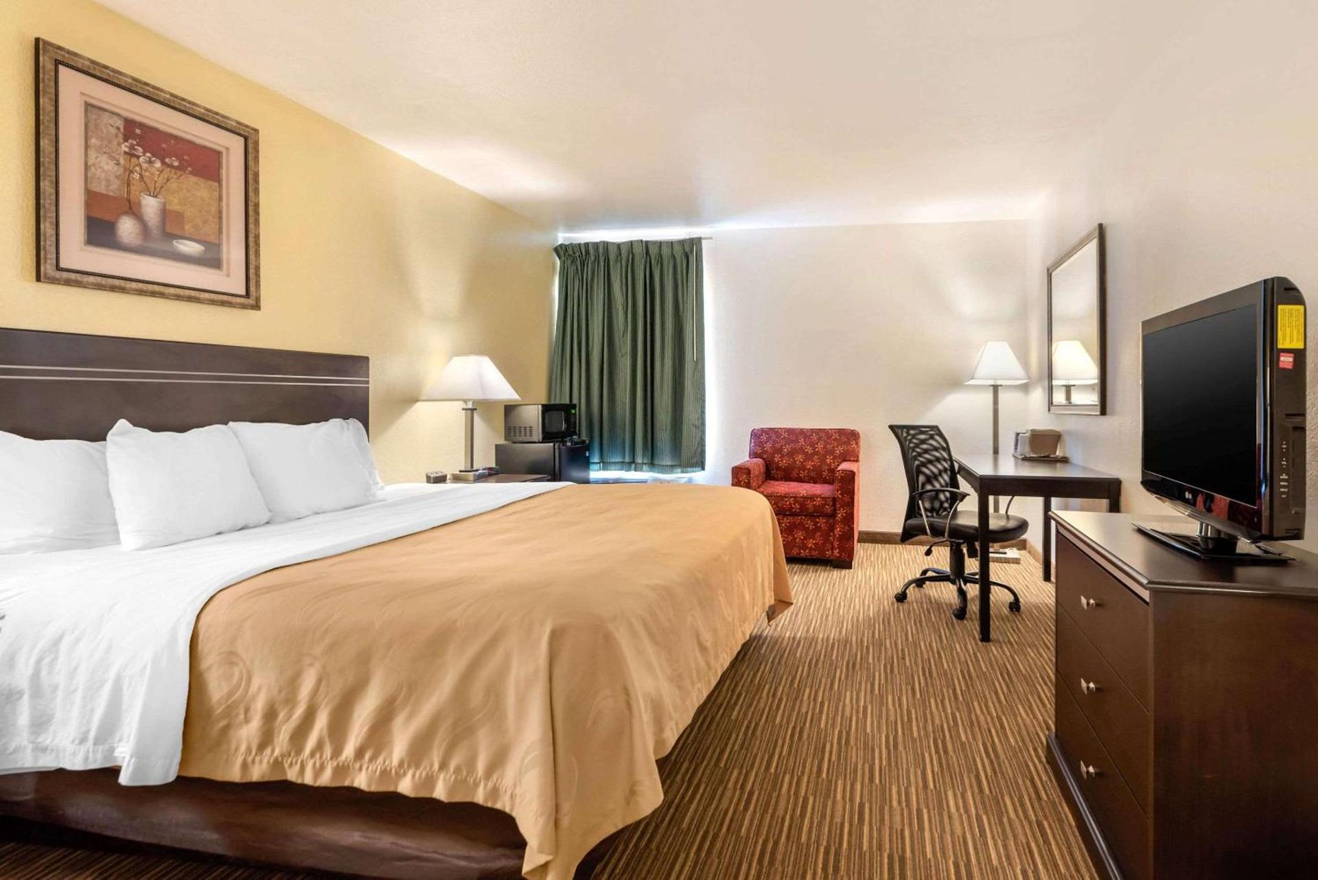Quality Inn & Suites Limon photo 5
